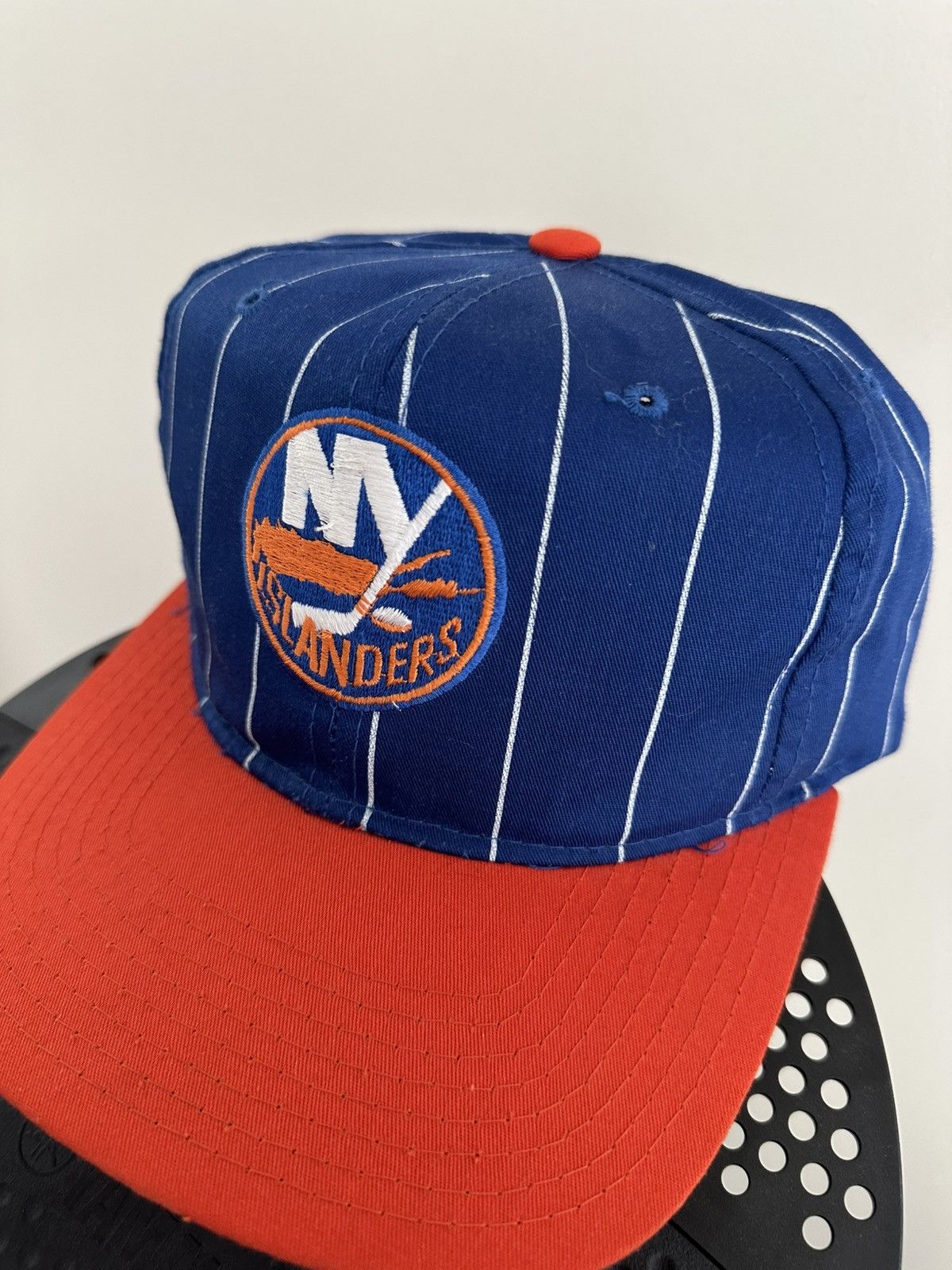 Vintage Vintage 90s New York Islanders Pinstripes Starter Snapback Size ONE SIZE - 3 Thumbnail
