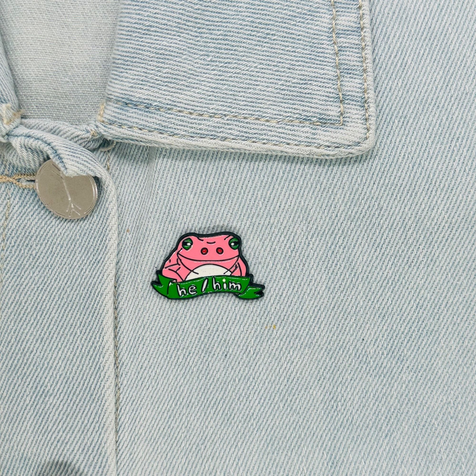 Other ✨Oz Pink Frog Alloy Pins Cartoon Cute Animal Enamel Brooch H Size ONE SIZE - 1 Thumbnail