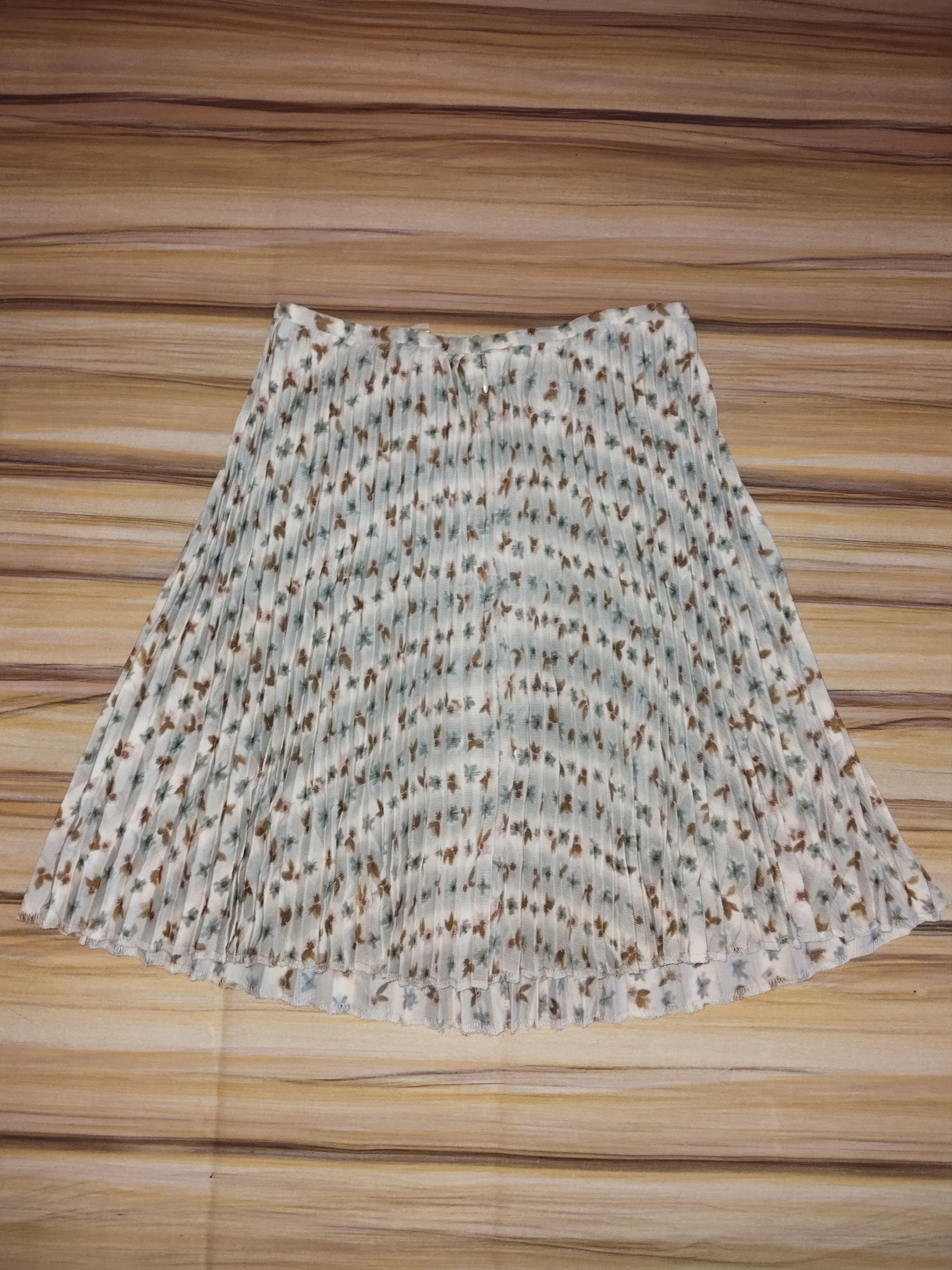 Sunao Kuwahara SUNAO KUWAHARA Floral Pleated Mini Skirt Size 25" / US 0 / IT 36 - 4 Thumbnail