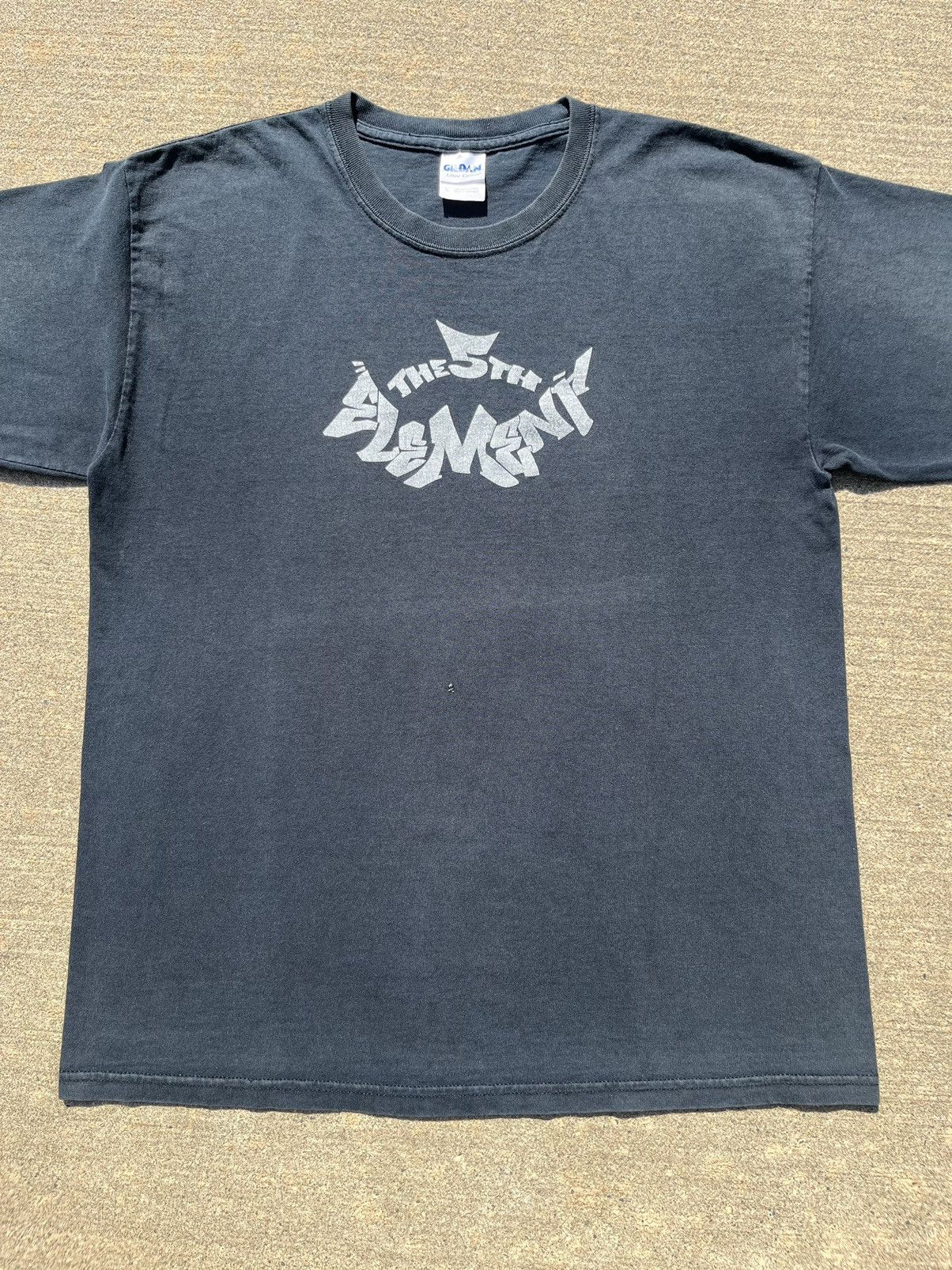 Rap Tees VINTAGE Y2K THE5TH ELEMENT HIP-HOP T-SHIRT Size US L / EU 52-54 / 3 - 6 Thumbnail