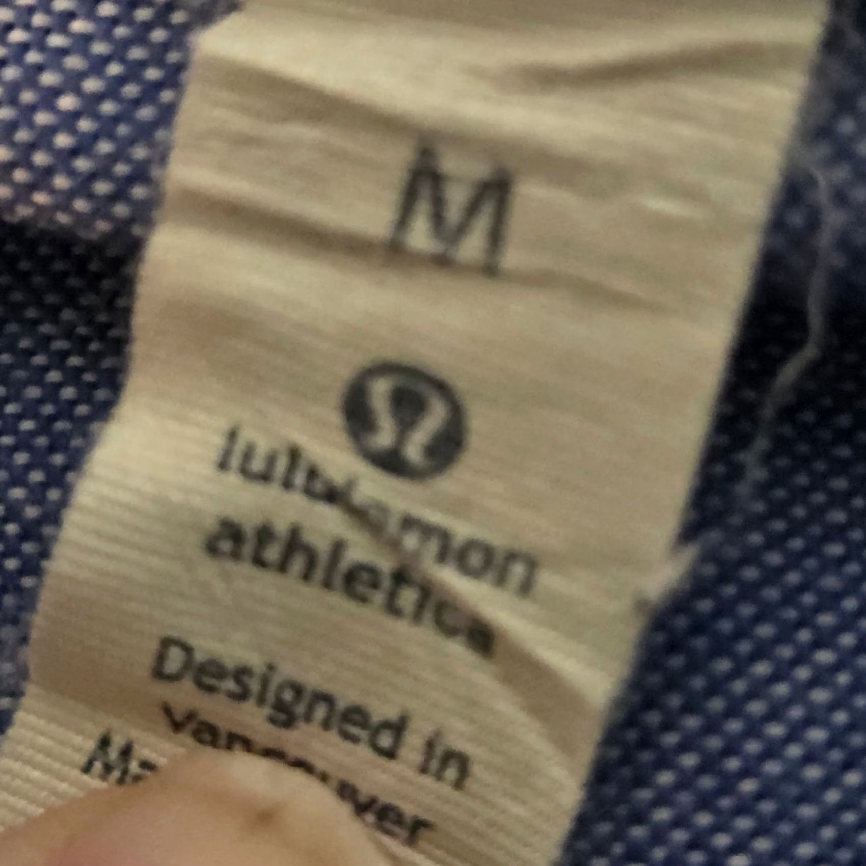 Lululemon Lululemon Button Down Shirt Mens Medium Blue Long Sleeve Stretch Cotton Size US M / EU 48-50 / 2 - 6 Thumbnail