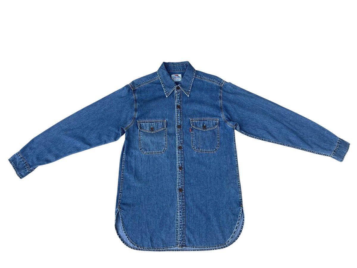 Levi's Vintage 1998 Levi’s Fade Blue Denim Work Shirt Size US M / EU 48-50 / 2 - 1 Thumbnail
