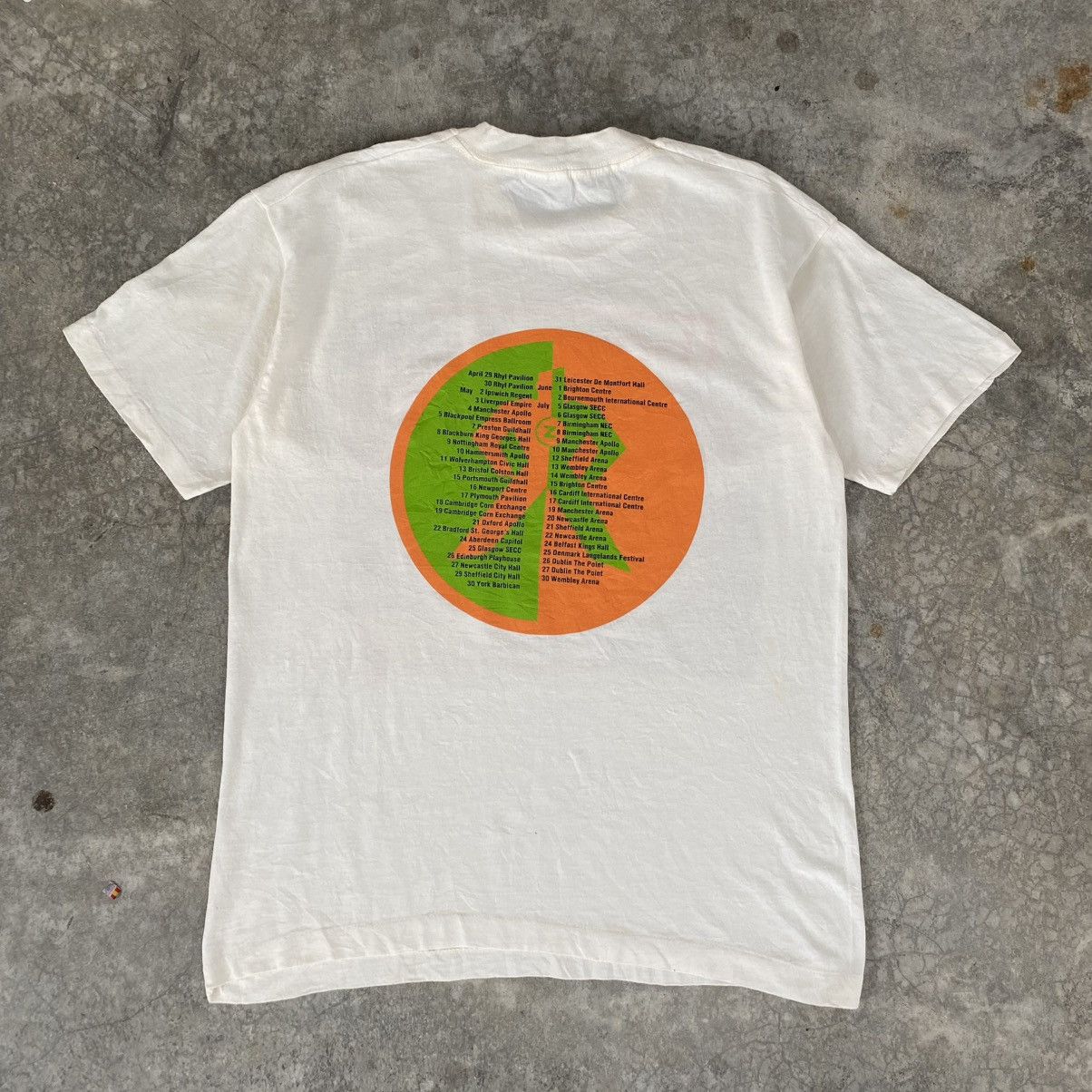 Band Tees VTG 90’s Boyzone Single Stitch Screen Star Tour Promo Tee Size US M / EU 48-50 / 2 - 6 Thumbnail