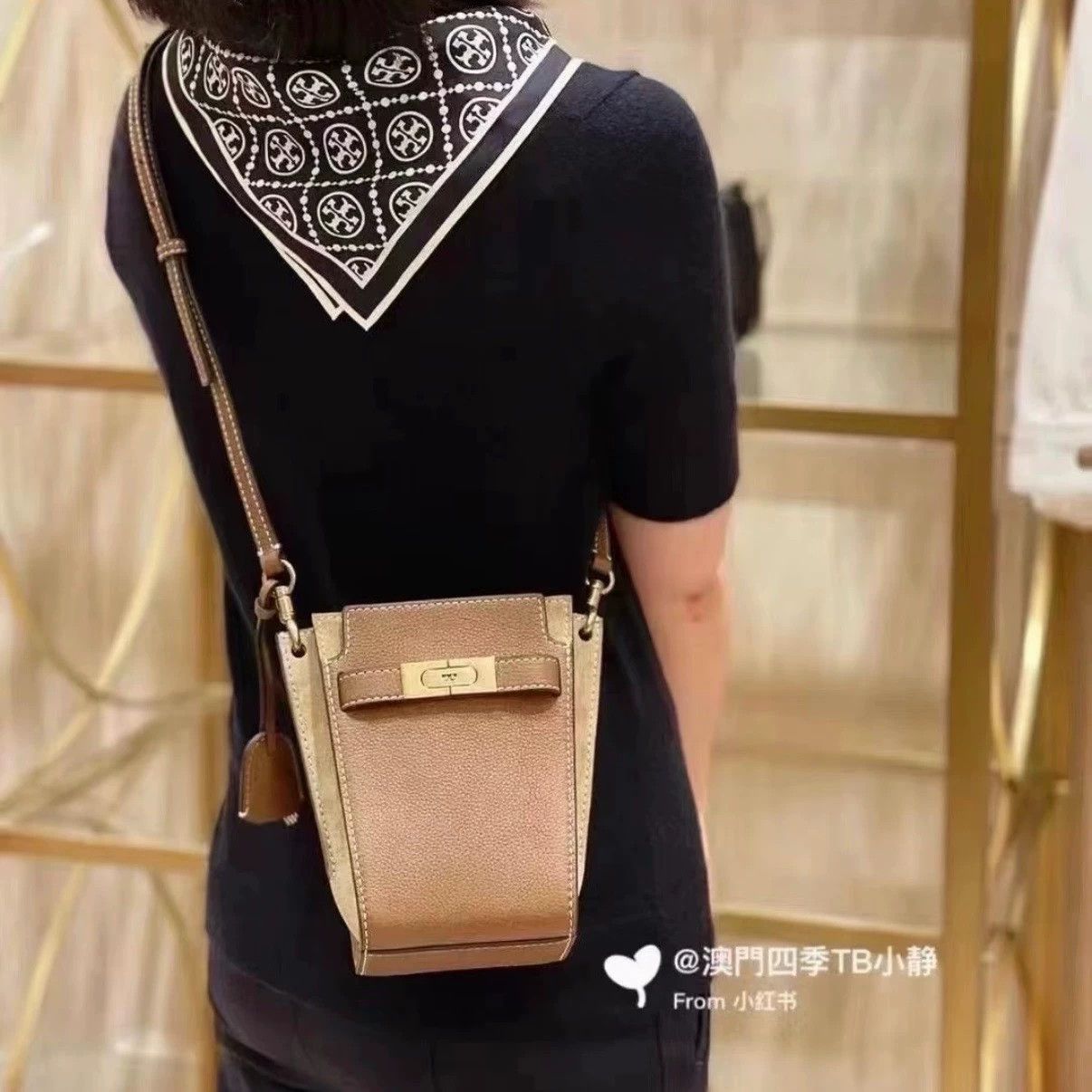 Tory Burch Tory Burch Double Lee Brown Mini Bucket 11*9*19 Size ONE SIZE - 6 Thumbnail