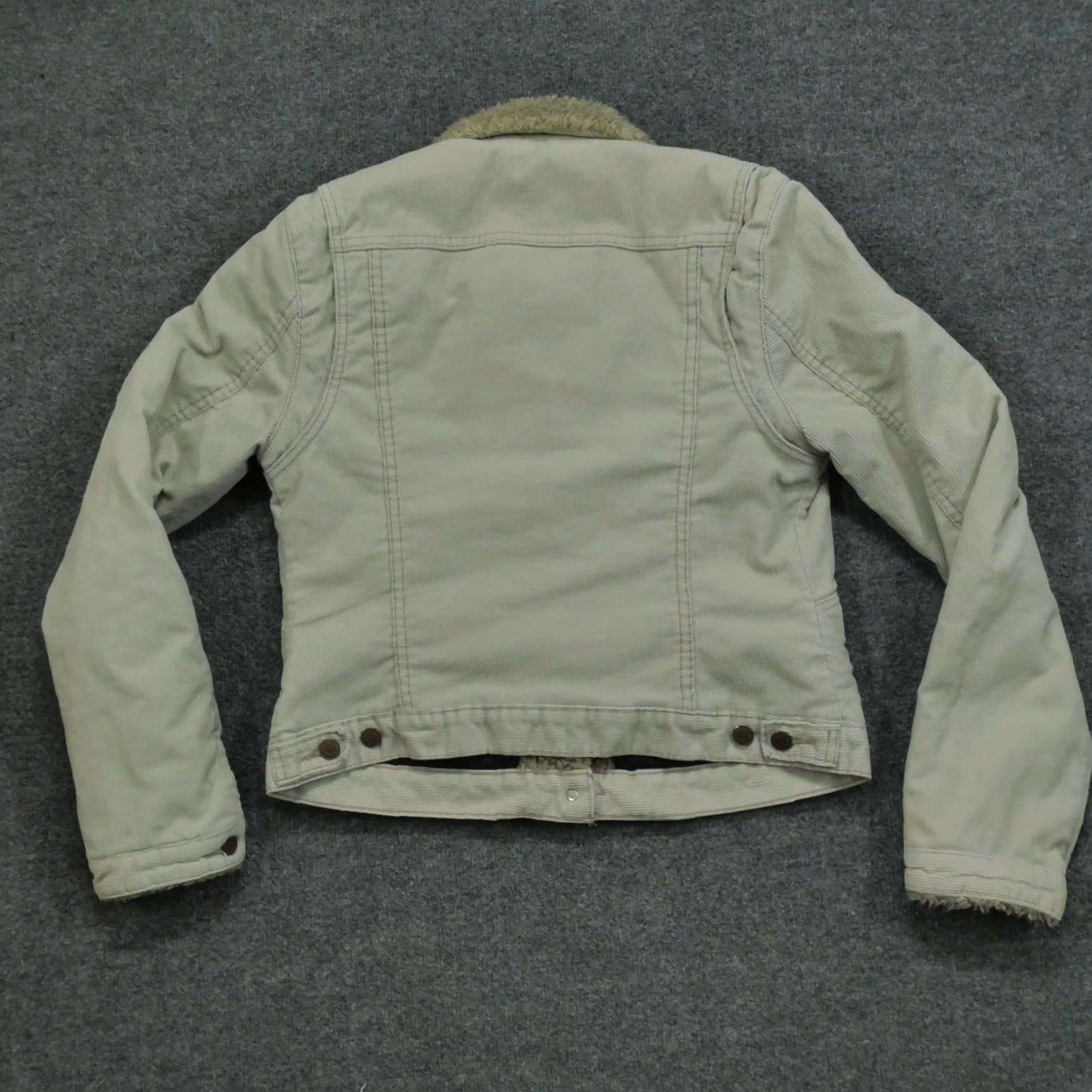Levi's VINTAGE Levi's Trucker Jacket Womens L Tan Corduroy Quilt Lined Beige 90s? (adjust for actual decade difficult) Size L / US 10 / IT 46 - 4 Thumbnail