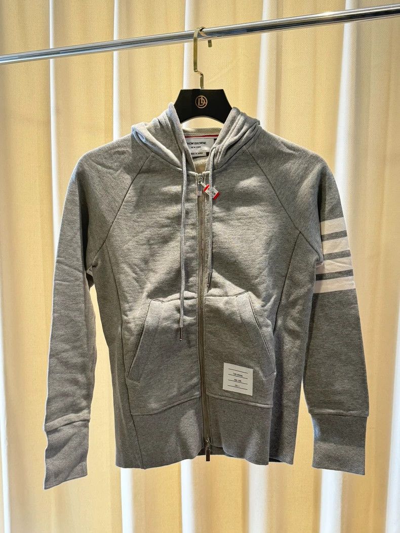 Thom Browne Thom Browne Gray base cap shirt Size US XS / EU 42 / 0 - 1 Thumbnail