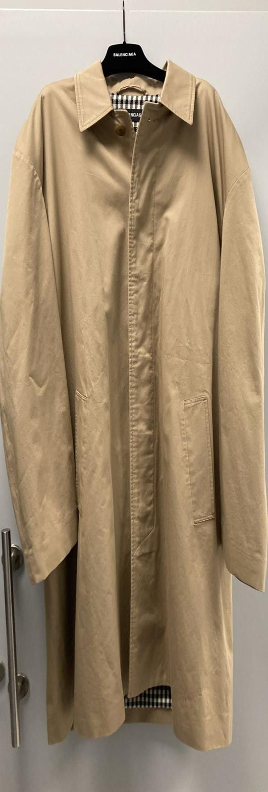 Balenciaga o1la1rc1a1124 Boxy Carcoat in Desert Beige Size US S / EU 44-46 / 1 - 1 Thumbnail