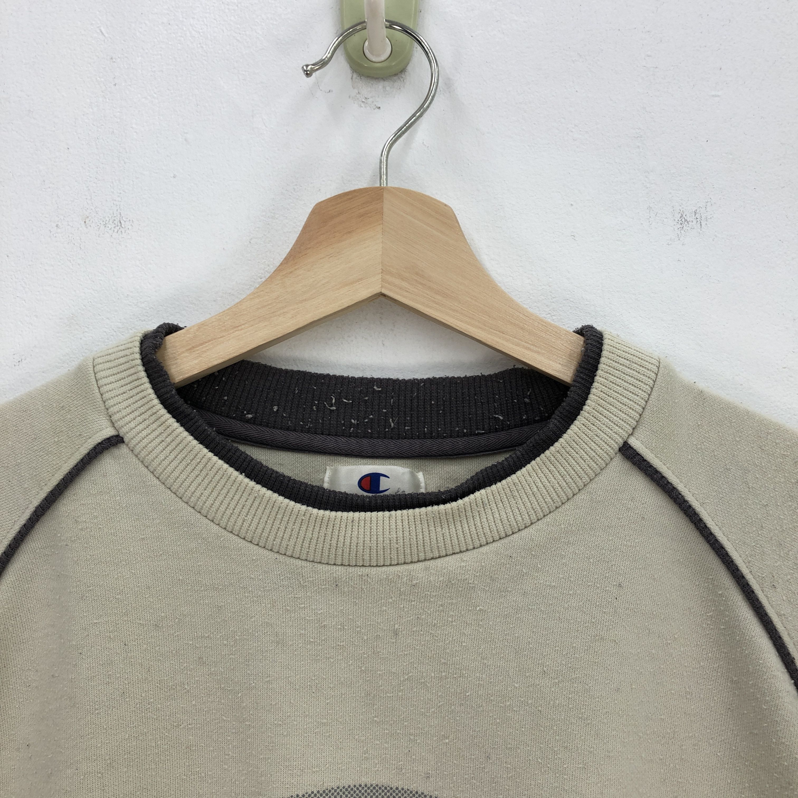 Champion Vintage Champion Sweater Champion Script Sweatshirt Jumper Size US M / EU 48-50 / 2 - 2 Thumbnail