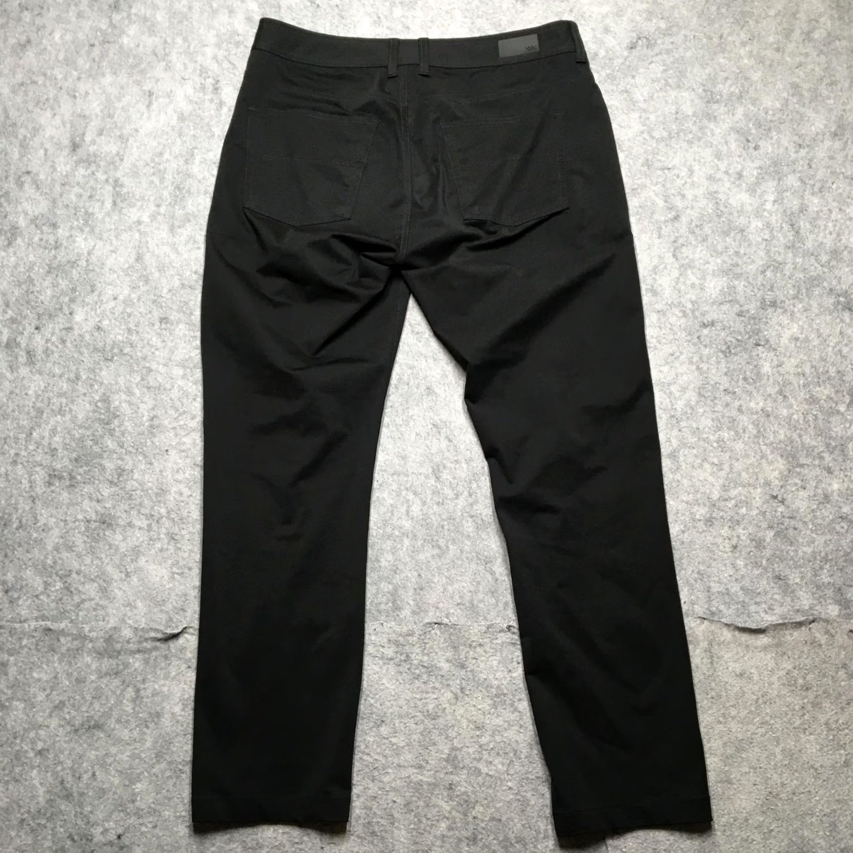 Rhone Rhone Mens 32 Black Performance 5-Pocket Stretch Tech Chino Pants Straight Front Flat Zip Regular Inseam 30 Band? Size US 32 / EU 48 - 6 Thumbnail