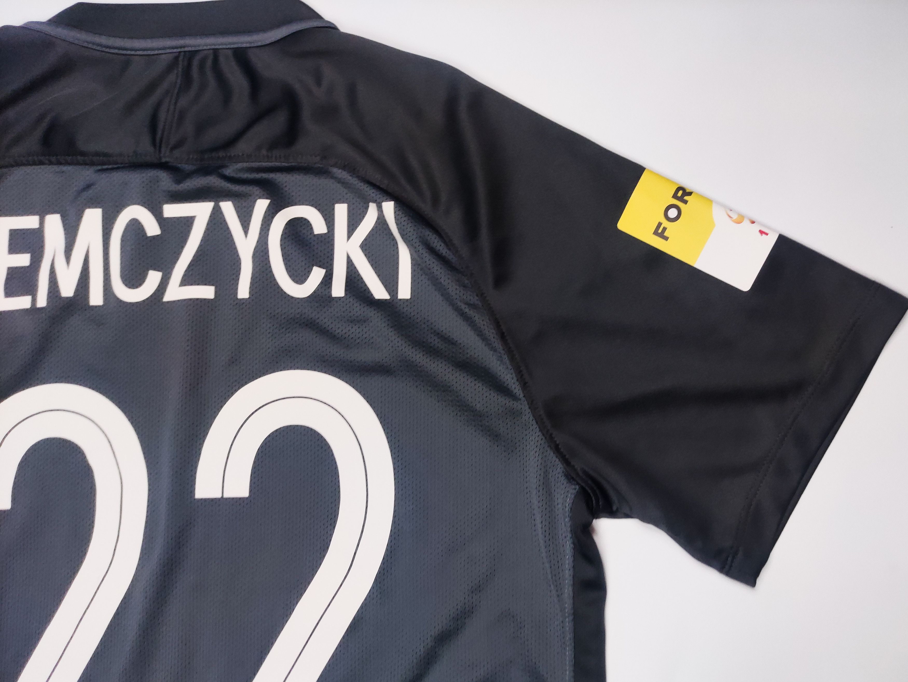 Nike Niemczycki #22 Puszcza Niepolomice 2019 2020 Nike GK Shirt Size US L / EU 52-54 / 3 - 10 Thumbnail