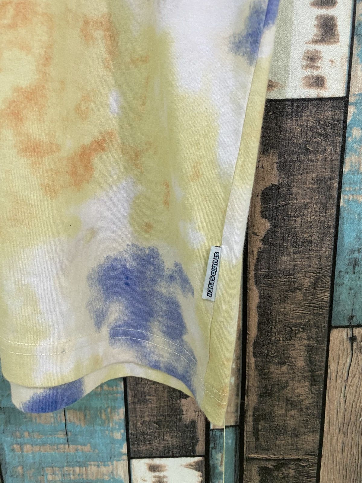 Japanese Brand × Studio Seven Studio Seven Logo Tie Dye T Shirt Size US XL / EU 56 / 4 - 8 Thumbnail