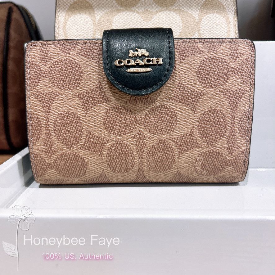 Coach Medium Corner Zip Wallet In Signature Canvas CW786 Size ONE SIZE - 3 Thumbnail