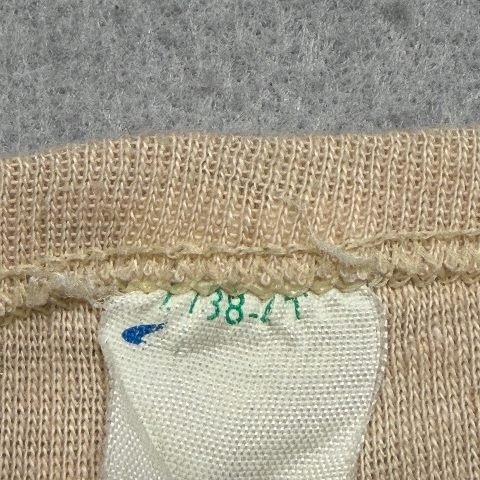 Vintage Vintage Valley News Run Of The Press Tee Beige 80s 70s XXS Size US XXS / EU 40 - 4 Thumbnail