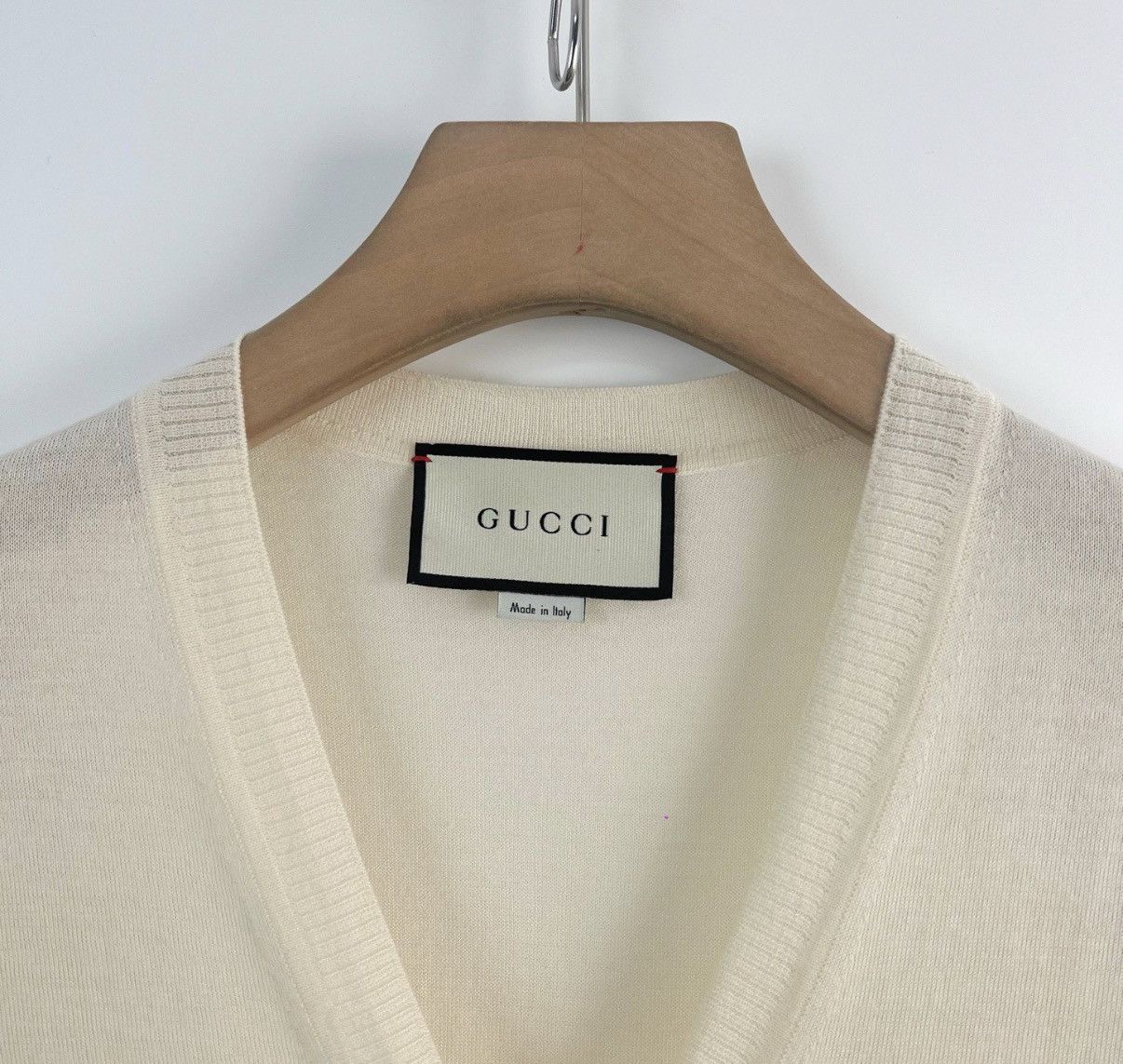 Gucci GUCCI/Beige V-Neck Knit Cardigan K12 Size S / US 4 / IT 40 - 3 Thumbnail