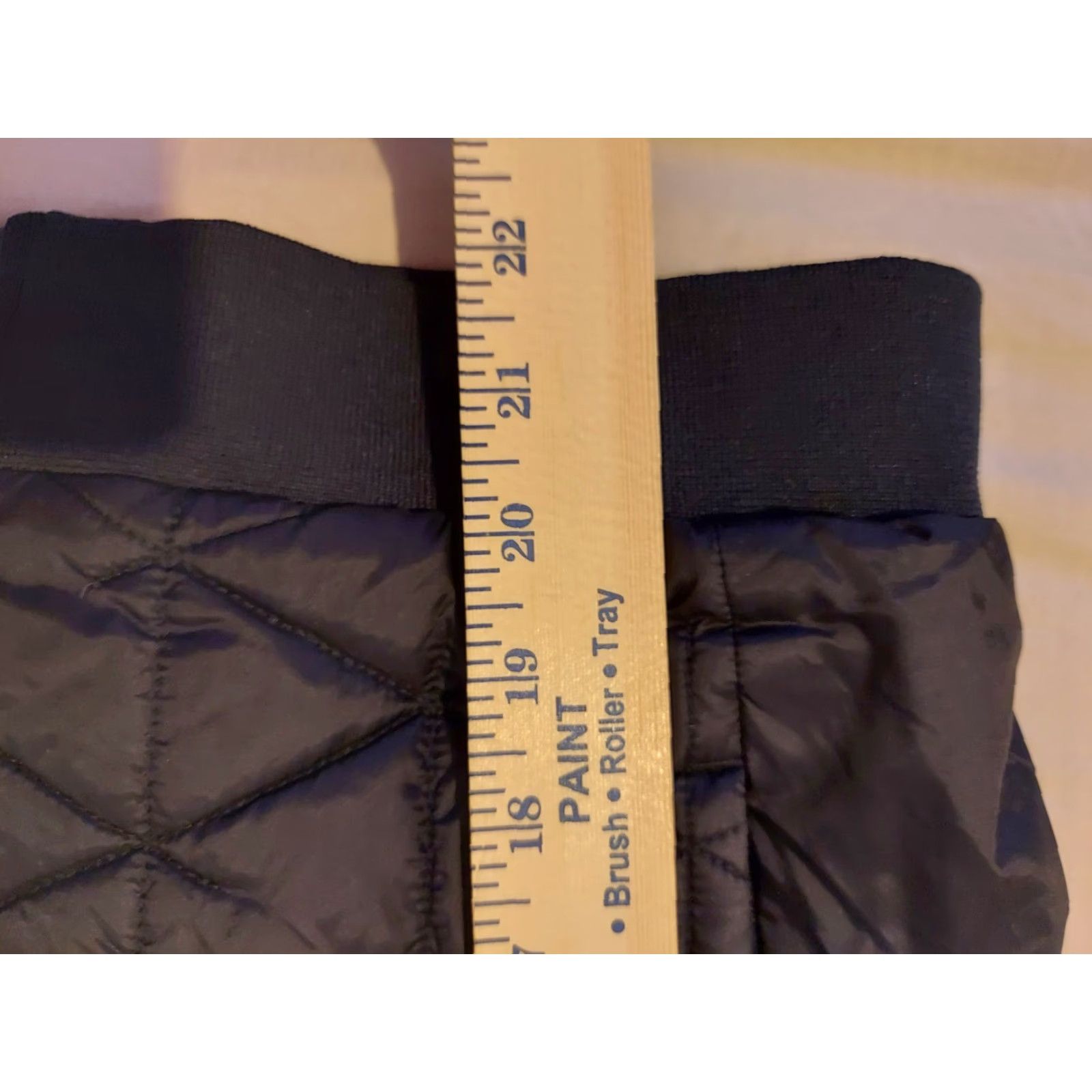 Under Armour Womens Under Armour Vest Full Zip Puffer S Small Black Winter Spring Fall Size S / US 4 / IT 40 - 6 Thumbnail