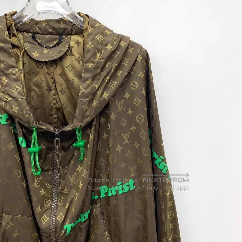 Louis Vuitton Louis Vuitton Dark brown logo presbyopic full print hooded Size US M / EU 48-50 / 2 - 3 Thumbnail