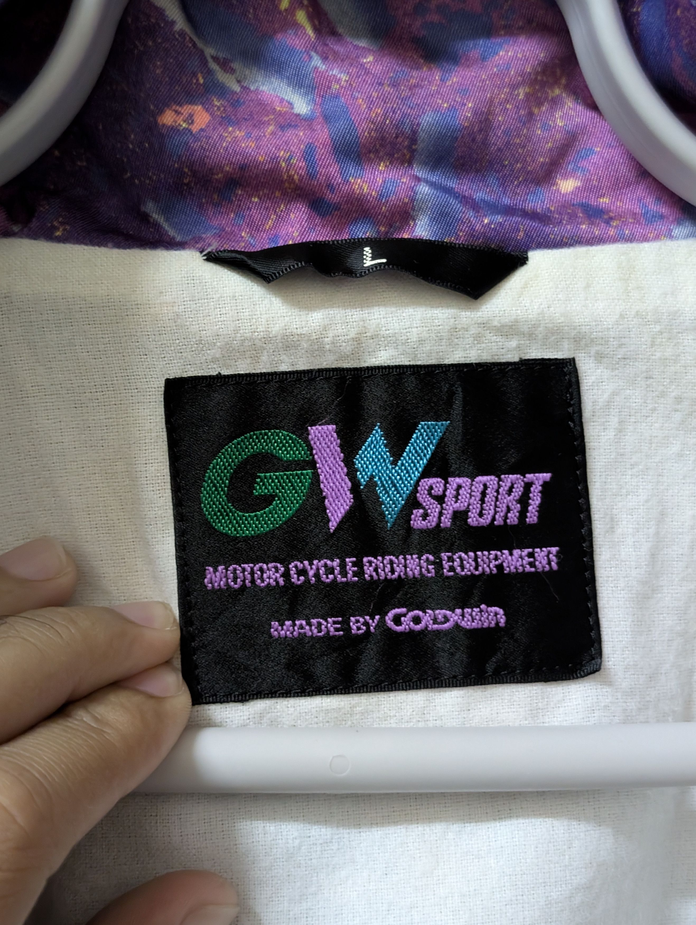 Goldwin Vintage Goldwin Sport Windbreaker Jacket Abstract Zipper Size US L / EU 52-54 / 3 - 10 Thumbnail
