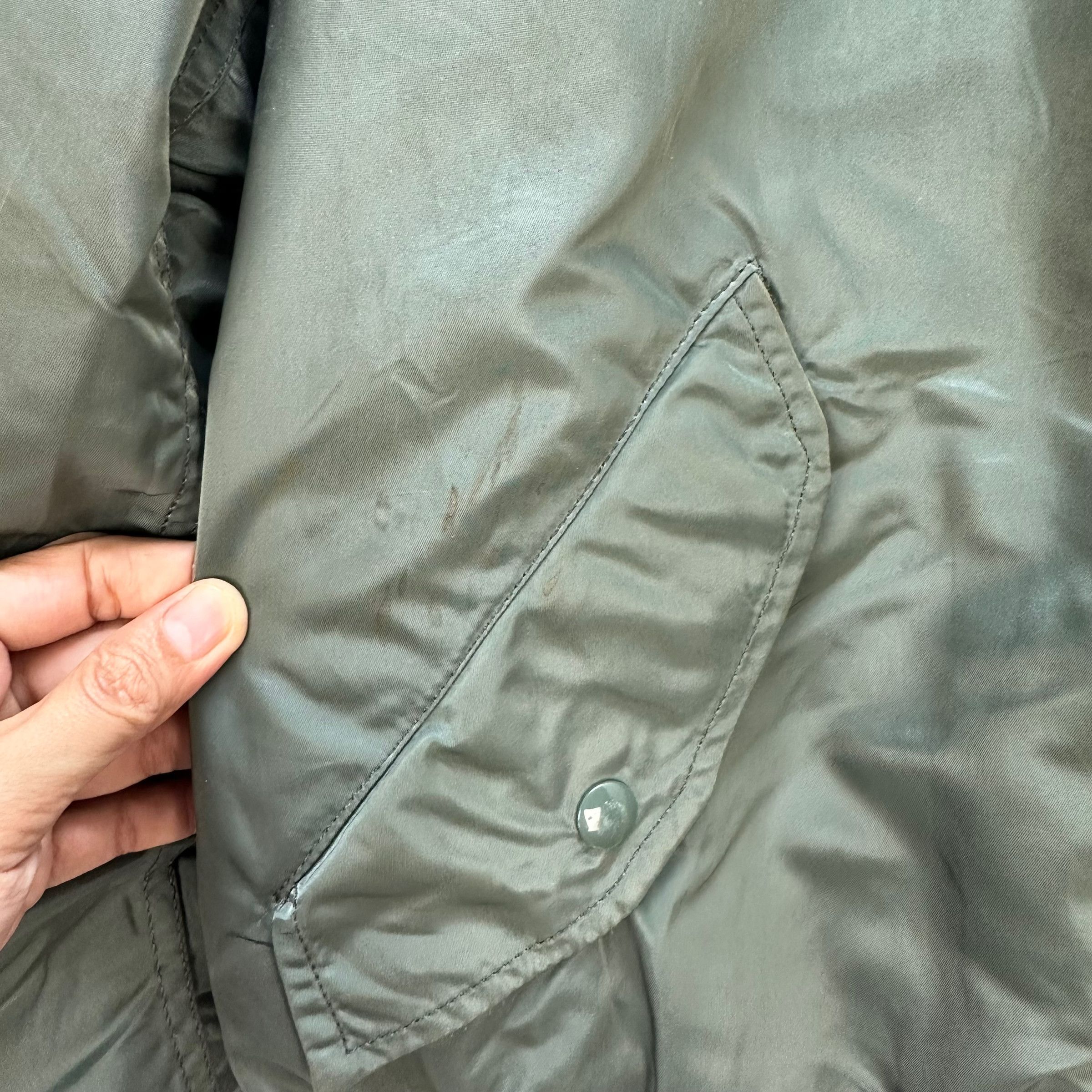 Alpha Industries Vintage ALPHA INDUSTRIES USAF MA1 BOMBER JACKET #7683-164 Size US L / EU 52-54 / 3 - 4 Thumbnail