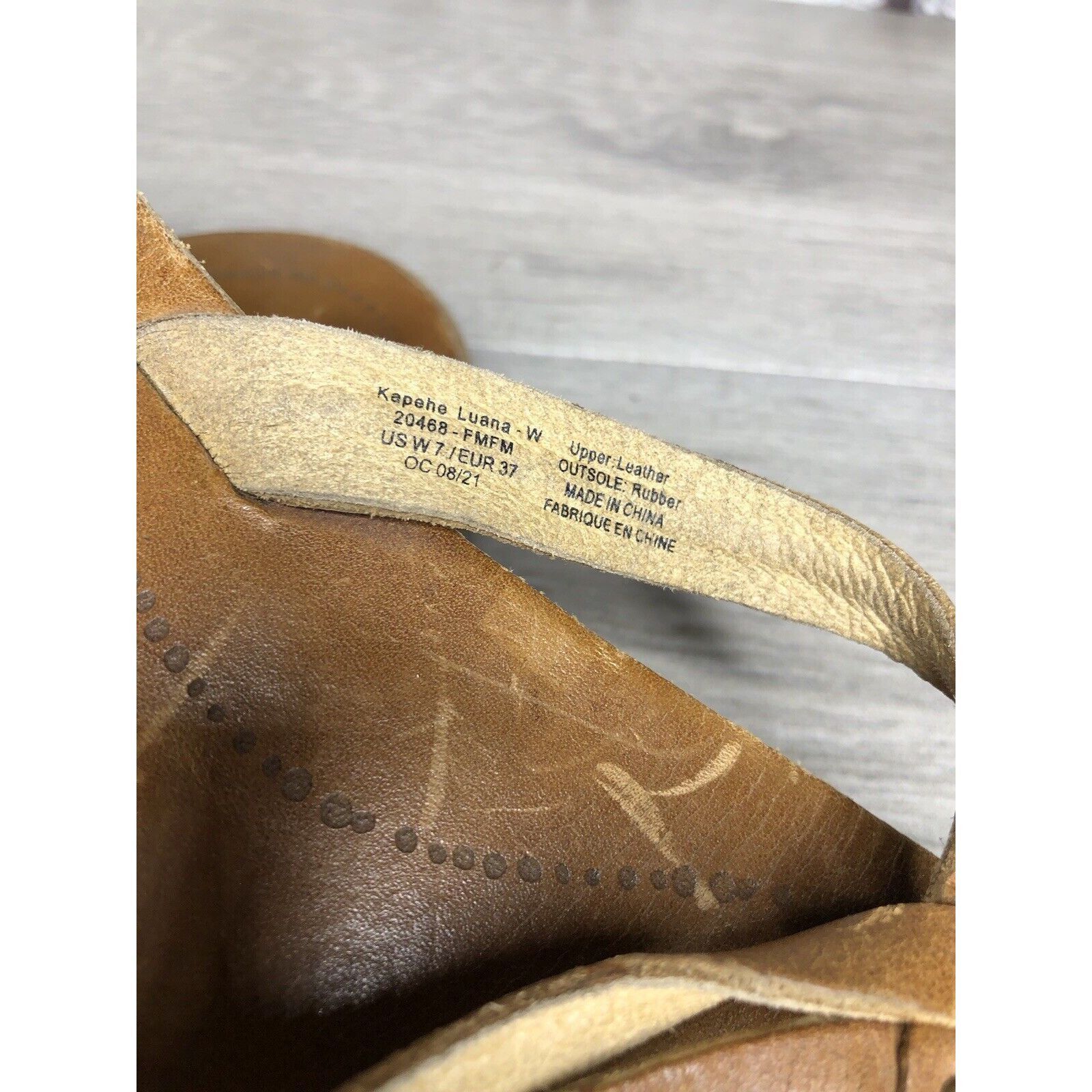 Olukai OluKai Kapehe Luana Sahara Brown Leather Flip Flop Sandals W Size US 7 / IT 37 - 8 Thumbnail