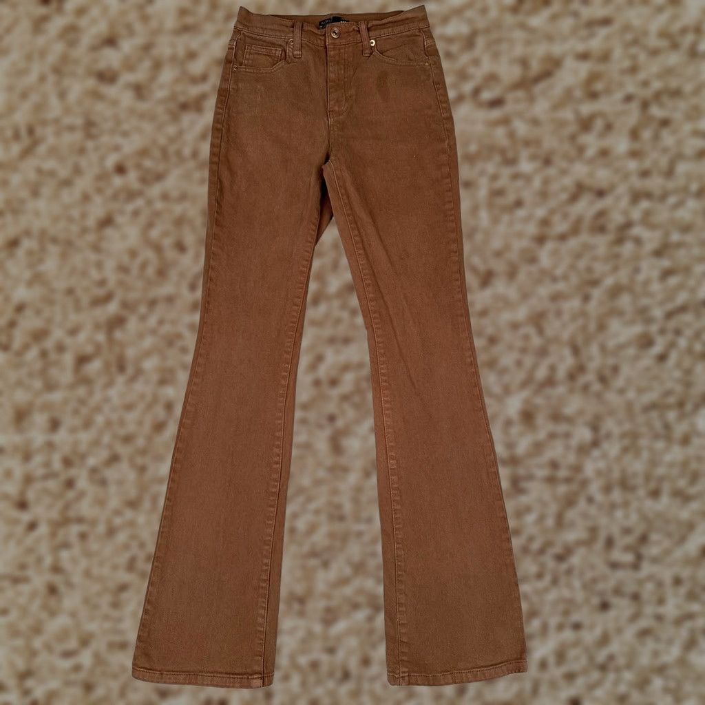 Fashion Nova FASHION NOVA Jeans Bootcut Womens 3/26 26 Brown Mid Rise Stretch Denim 5-Pocket Rise Mid/Bootcut 30.5 In Inseam Size 26" / US 2 / IT 38 - 1 Thumbnail