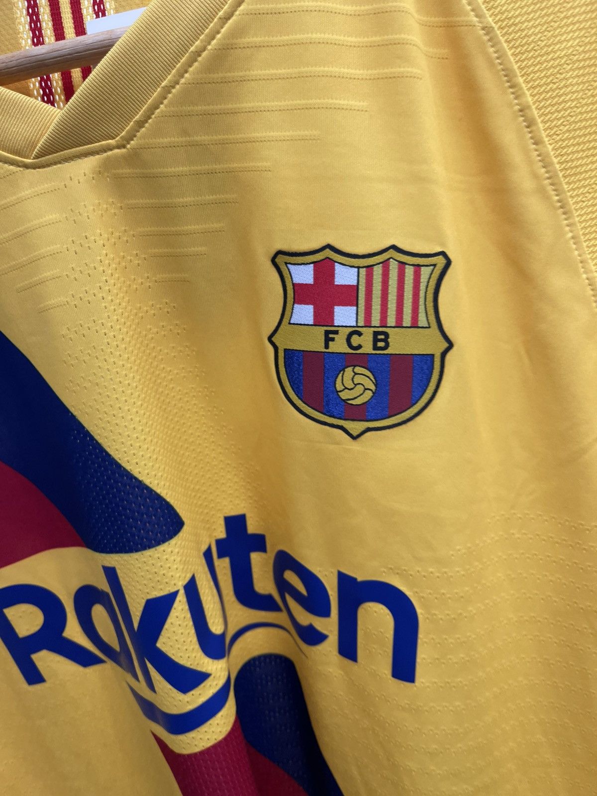 2019-2020 BARCELONA VAPORKNIT AWAY MESSI