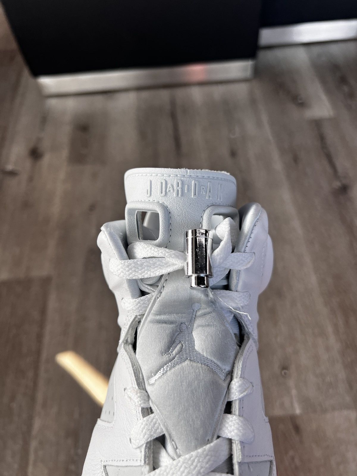Jordan Brand Air Jordan 6 Retro “Mint Foam” (WMNS) **PRE-OWNED** Size US 8.5 / IT 38.5 - 6 Thumbnail