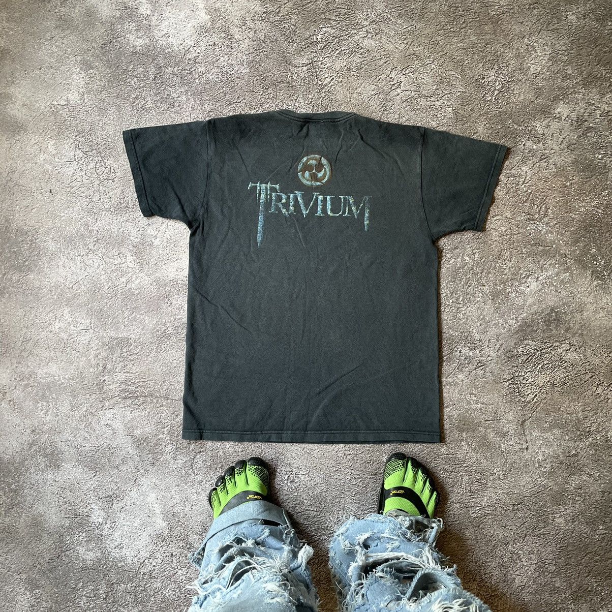 Vintage Vintage 90s Trivium Graphic Tee Sun Faded Punk Grunge Boxy M Size US M / EU 48-50 / 2 - 7 Thumbnail
