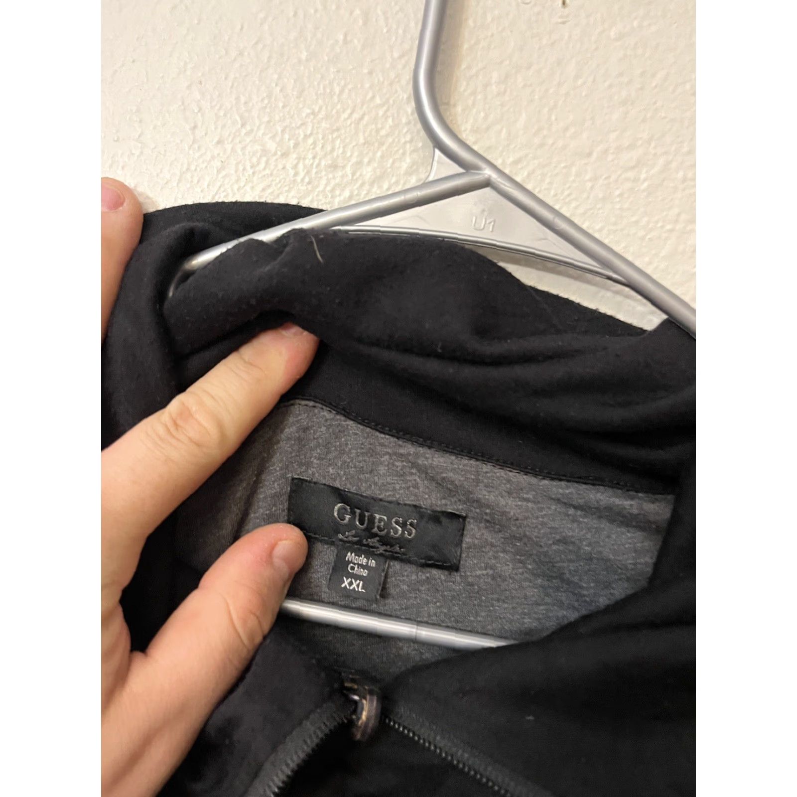 Guess GUESS Men’s XXL Full Zip Knit Sweater Jacket Black Small Stand-Up Collar Zip Pockets Heather Pattern, Casual, Travel, Fall, Winter Mens Jacket Size US XXL / EU 58 / 5 - 2 Thumbnail