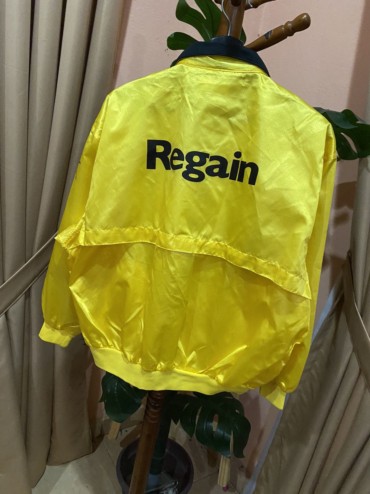 Vintage VINTAGE 90S REGAIN BASEBALL NYLON JACKET Size US L / EU 52-54 / 3 - 6 Thumbnail