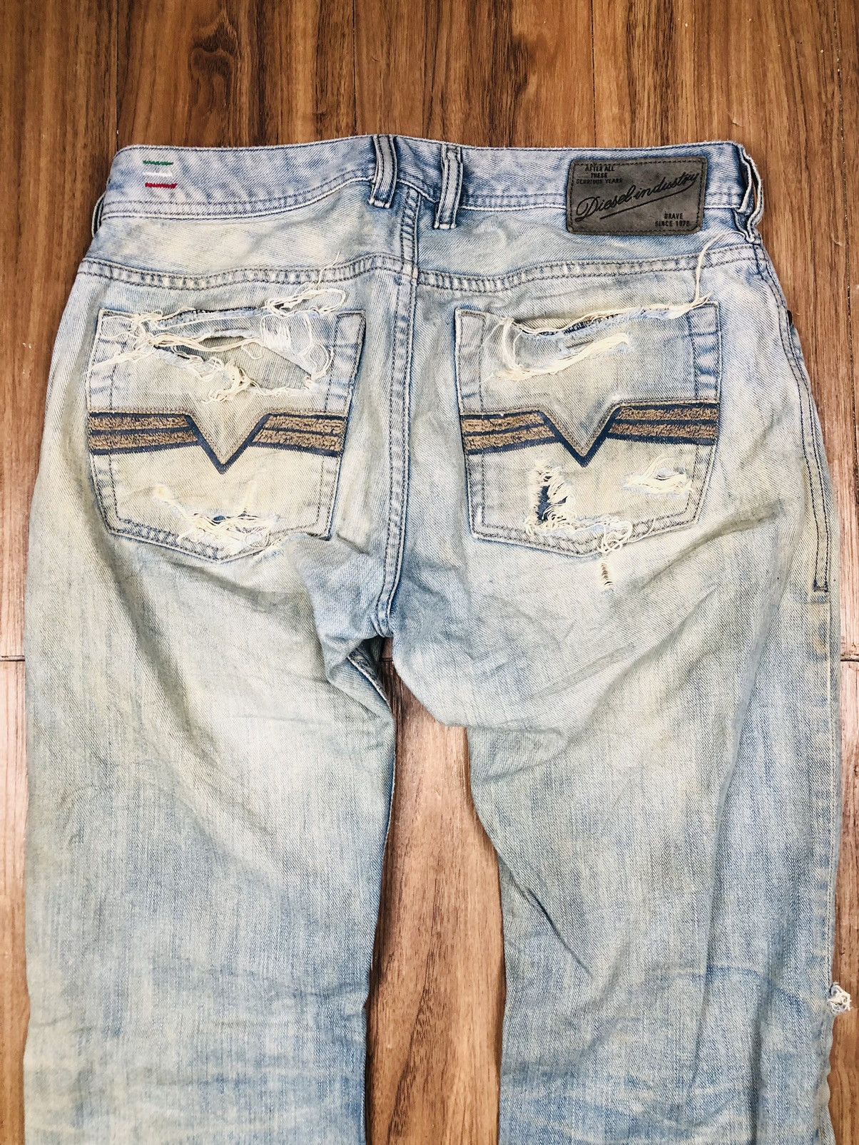 Diesel Diesel Industry Distressed Jeans (35) Size US 29 - 19 Thumbnail