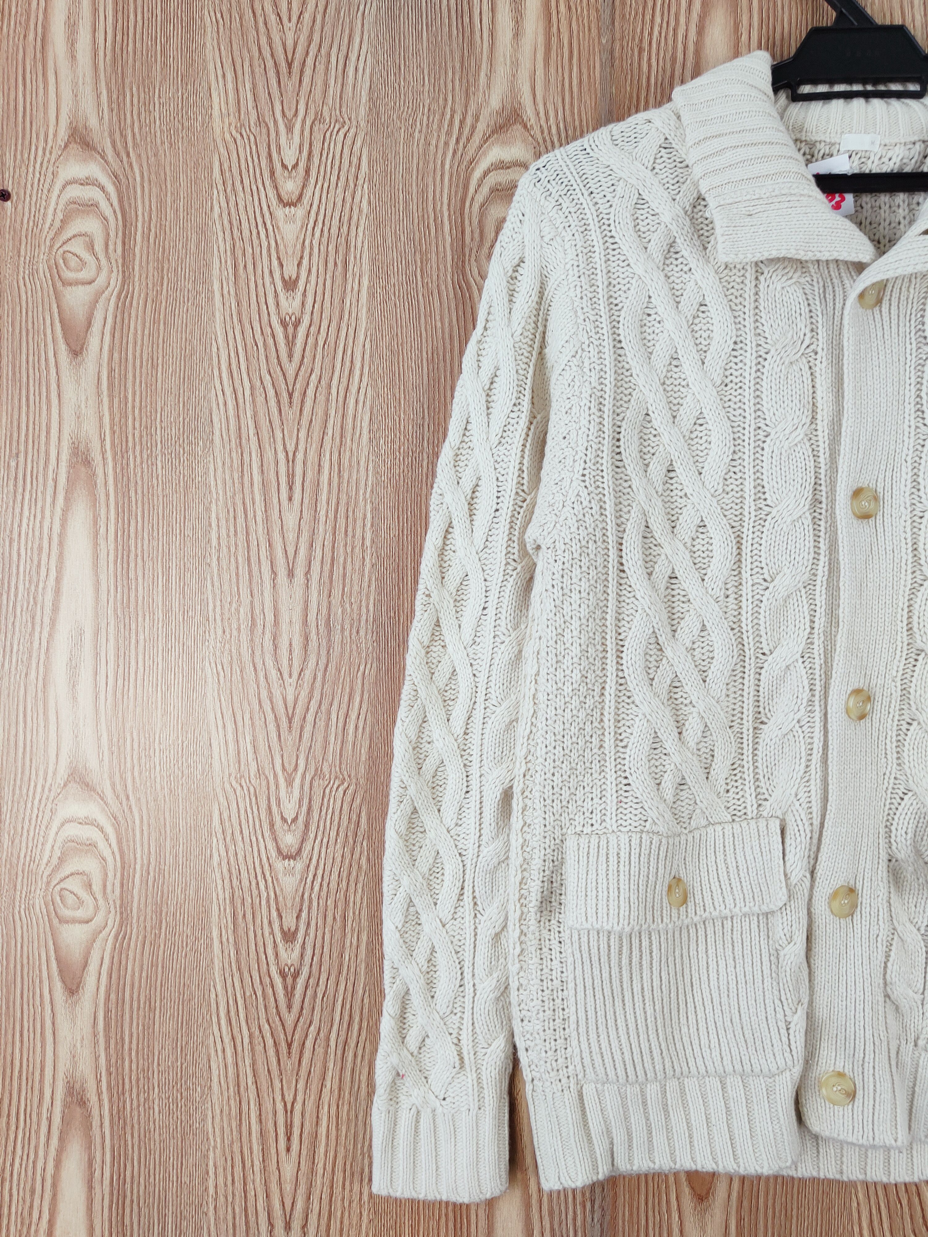 Aran Isles Knitwear × GU × Japanese Brand GU japan Beige cable Knitwear Cardigan #W483 Size US M / EU 48-50 / 2 - 3 Thumbnail