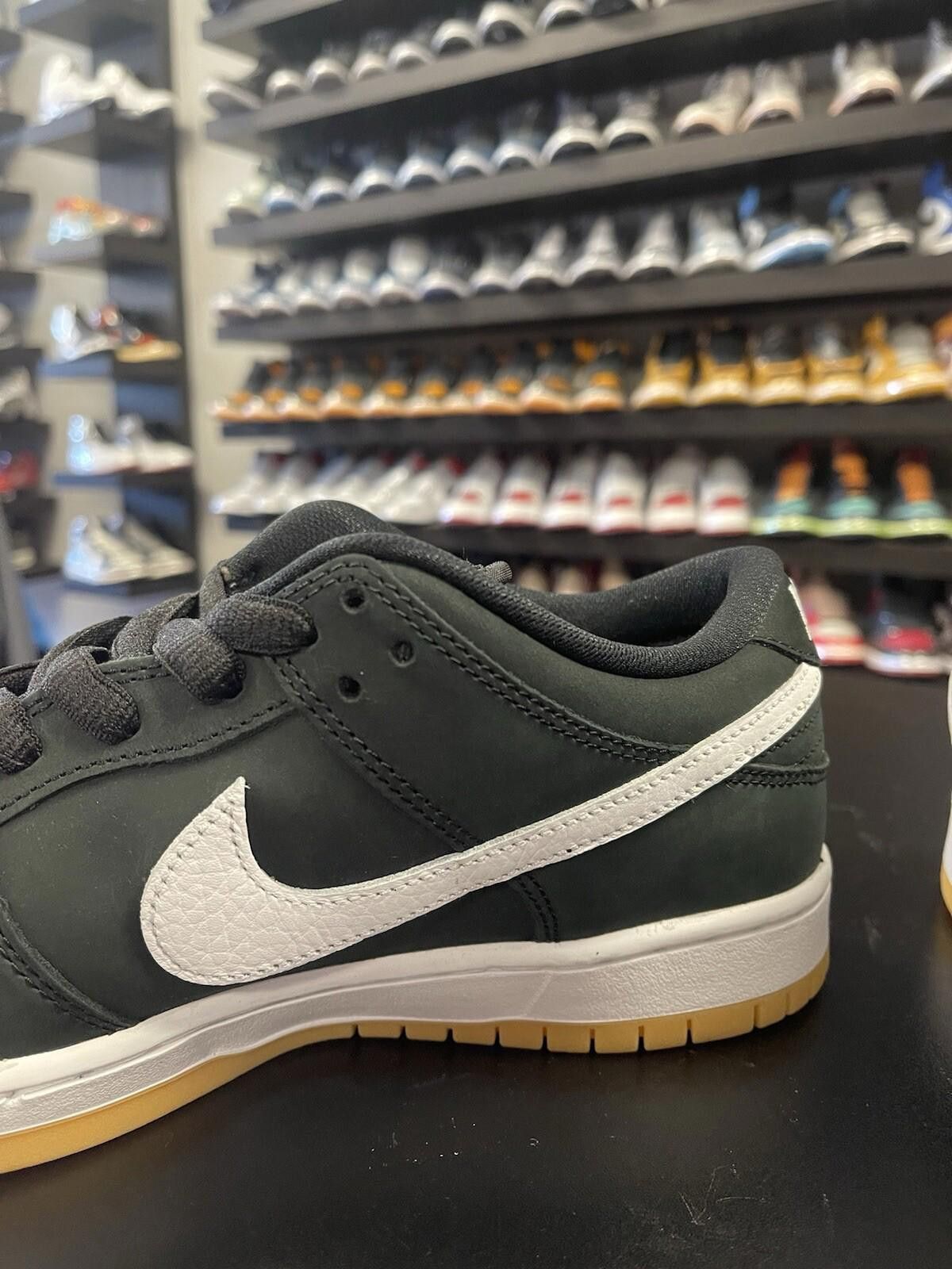Nike Size 9 - Nike SB Dunk Low Pro Shoes Black Gum White Size US 9 / EU 42 - 7 Thumbnail