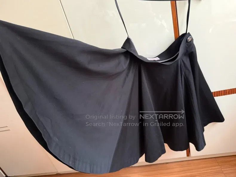 Vivienne Westwood Vivienne Westwood size M Black Large Flared A-Line Skirt Size 23" - 4 Thumbnail
