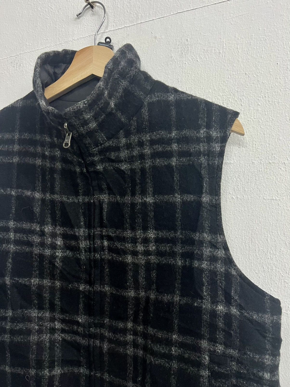 Burberry Burberry London Wool Checkered Black Reversible Vest Size US L / EU 52-54 / 3 - 5 Thumbnail