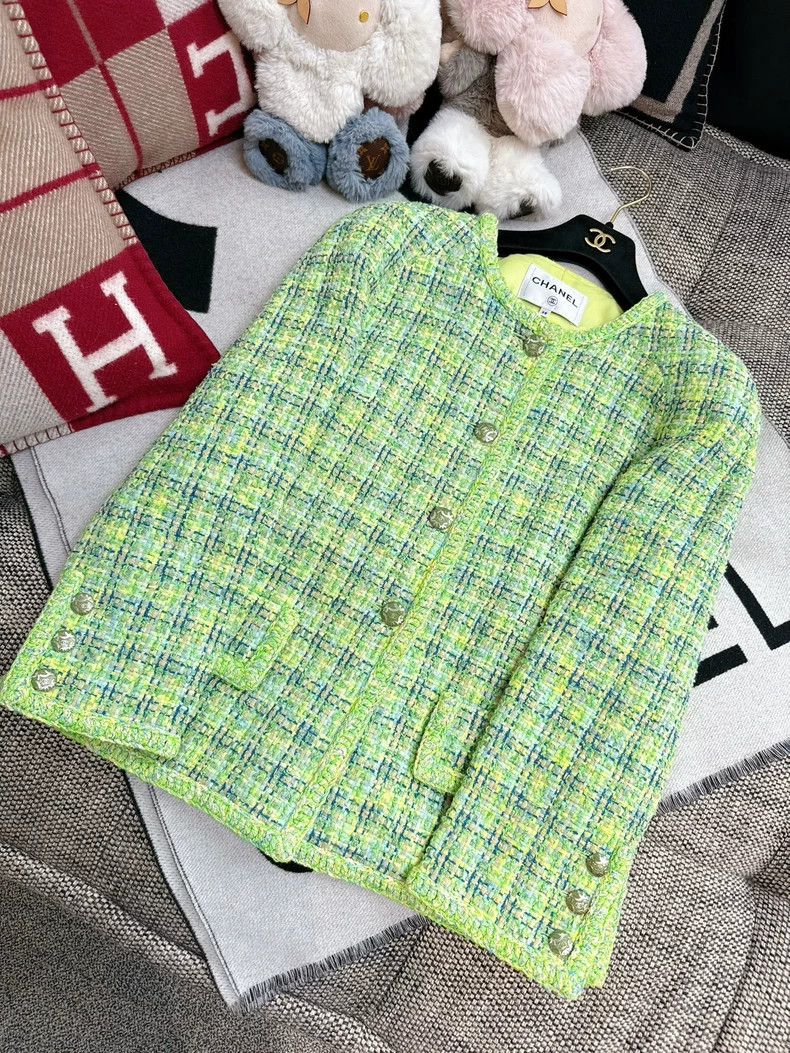 Chanel Chanel 19s Beach Green Woven Jacket- dmc Size US M / EU 48-50 / 2 - 1 Thumbnail
