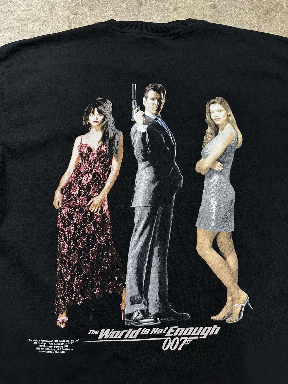 Vintage Vintage 90s James Bond 007 Movie Promo T-Shirt RARE Size US XL / EU 56 / 4 - 4 Thumbnail