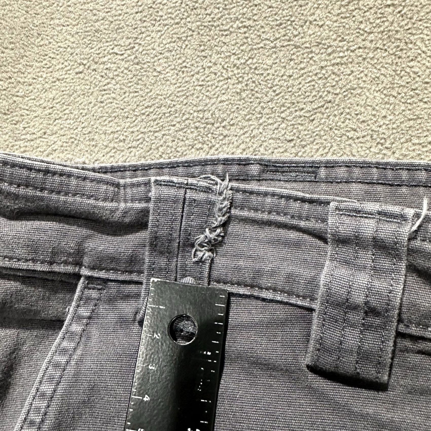 Vintage Duluth Cargo Shorts Mens 42 Gray Canvas Flex Fire Hose Relaxed Fit 11" Inseam Pockets Workwear Casual Size US 42 / EU 58 - 7 Thumbnail