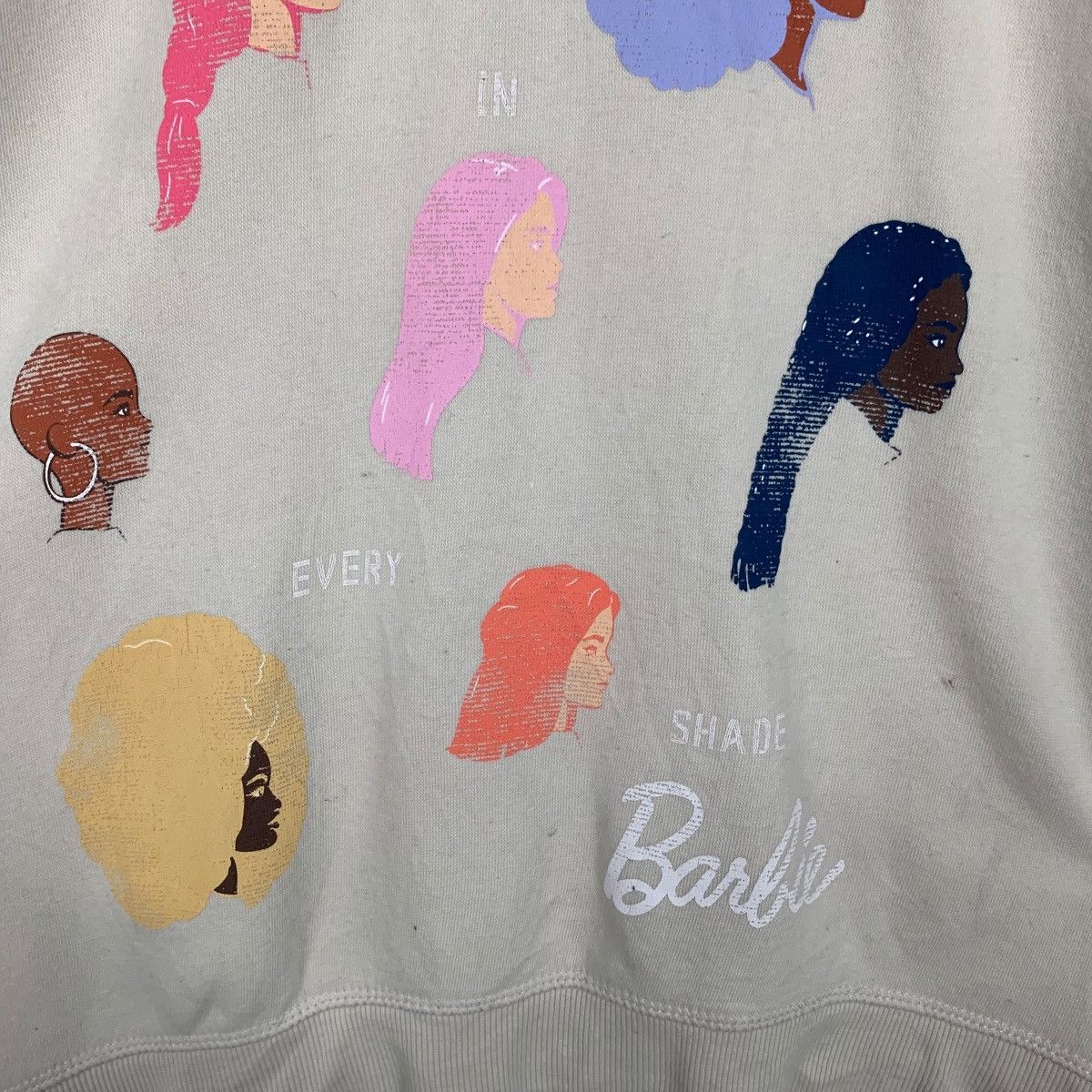 Other BARBIE Hair Style Graphic Crewneck Sweatshirt #3629-C166 Size XL / US 12-14 / IT 48-50 - 5 Thumbnail