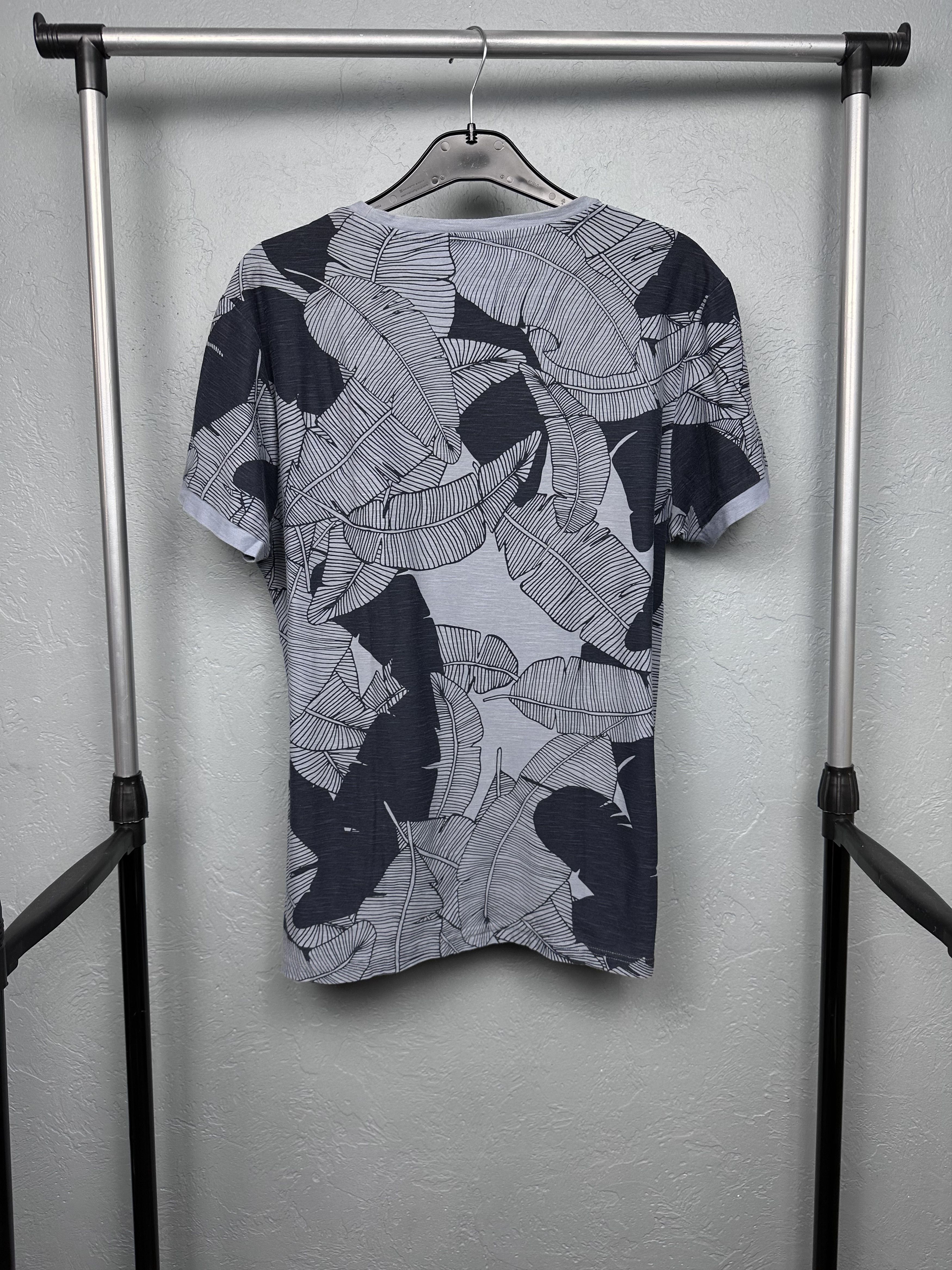 Hugo Boss Hugo Boss Mens Overprint Crew Neck T-Shirt Size US M / EU 48-50 / 2 - 7 Thumbnail