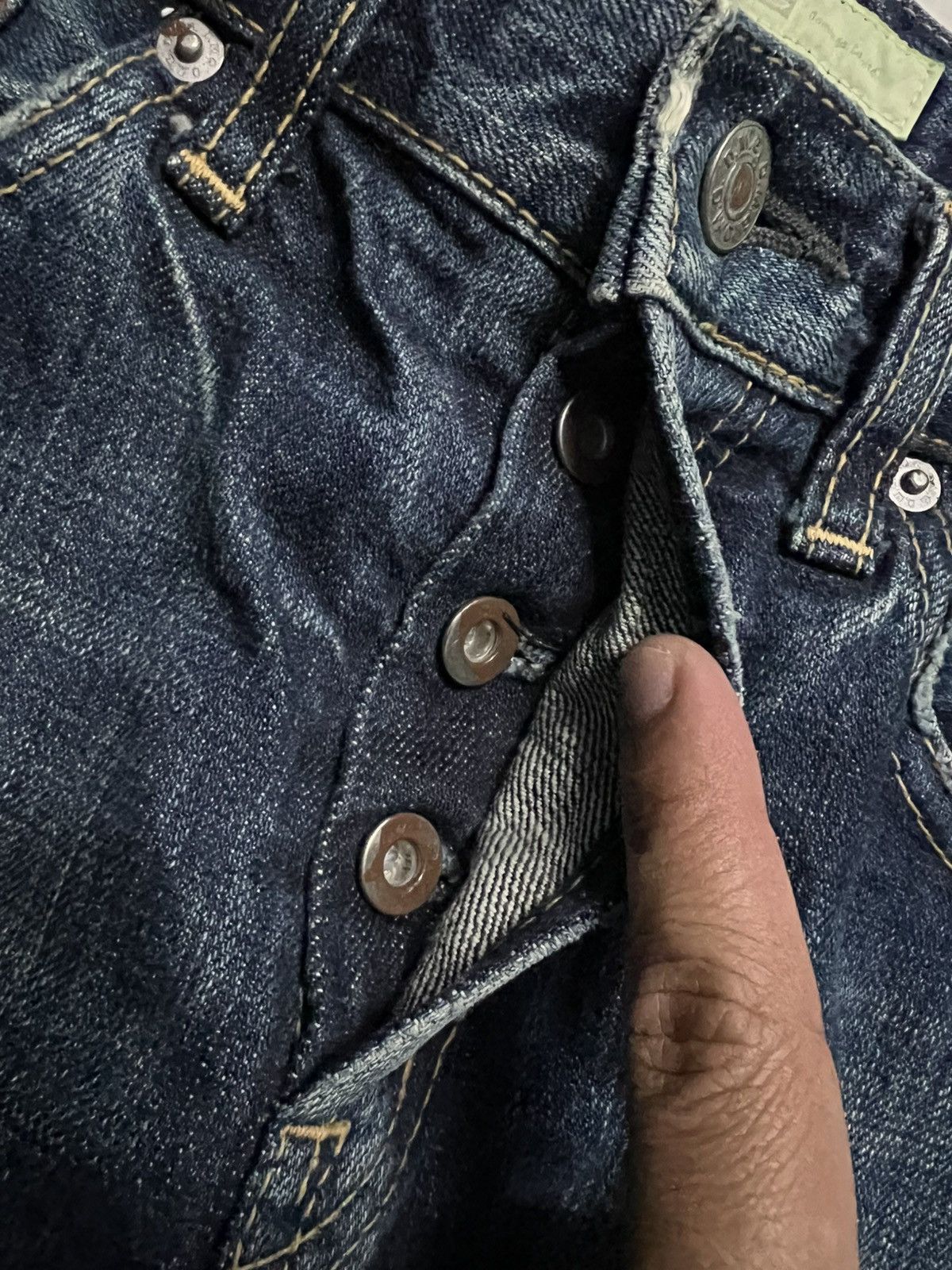 Japanese Brand 💥90’s💥Vintage D.M.G Distressed Jean Very Rare Size US 31 - 11 Thumbnail