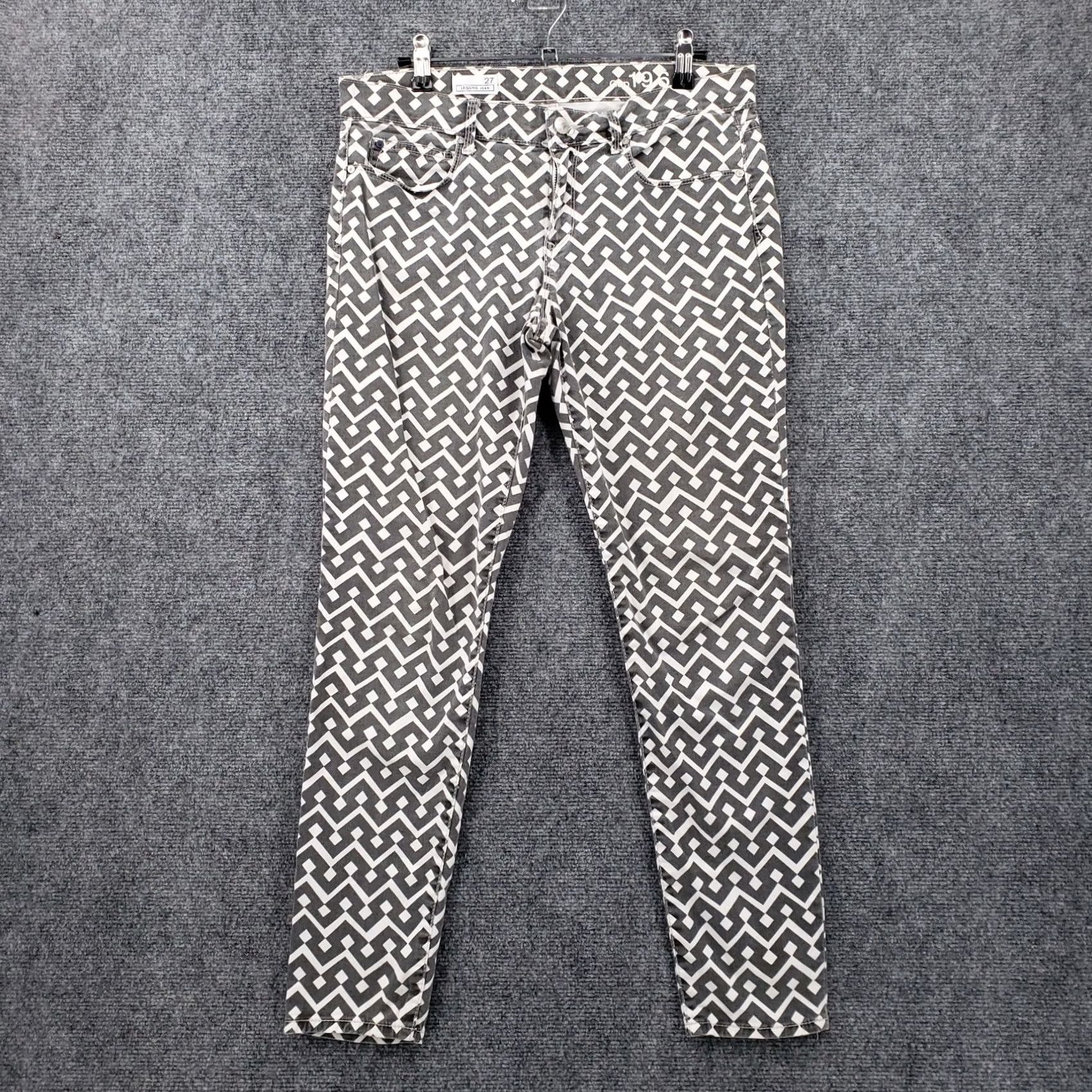 Gap Gap Jeans 1969 Mid-Rise Jegging Geometric Rinse Black White Denim Womens Size 27 Short Description: Vintage? No Size 27" / US 4 / IT 40 - 2 Thumbnail