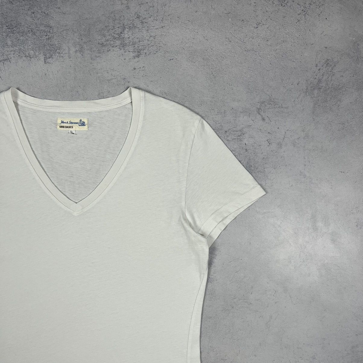 Merz B. Schwanen Merz B. Schwanen Basic V-Neck T Shirt Size M / US 6-8 / IT 42-44 - 3 Thumbnail