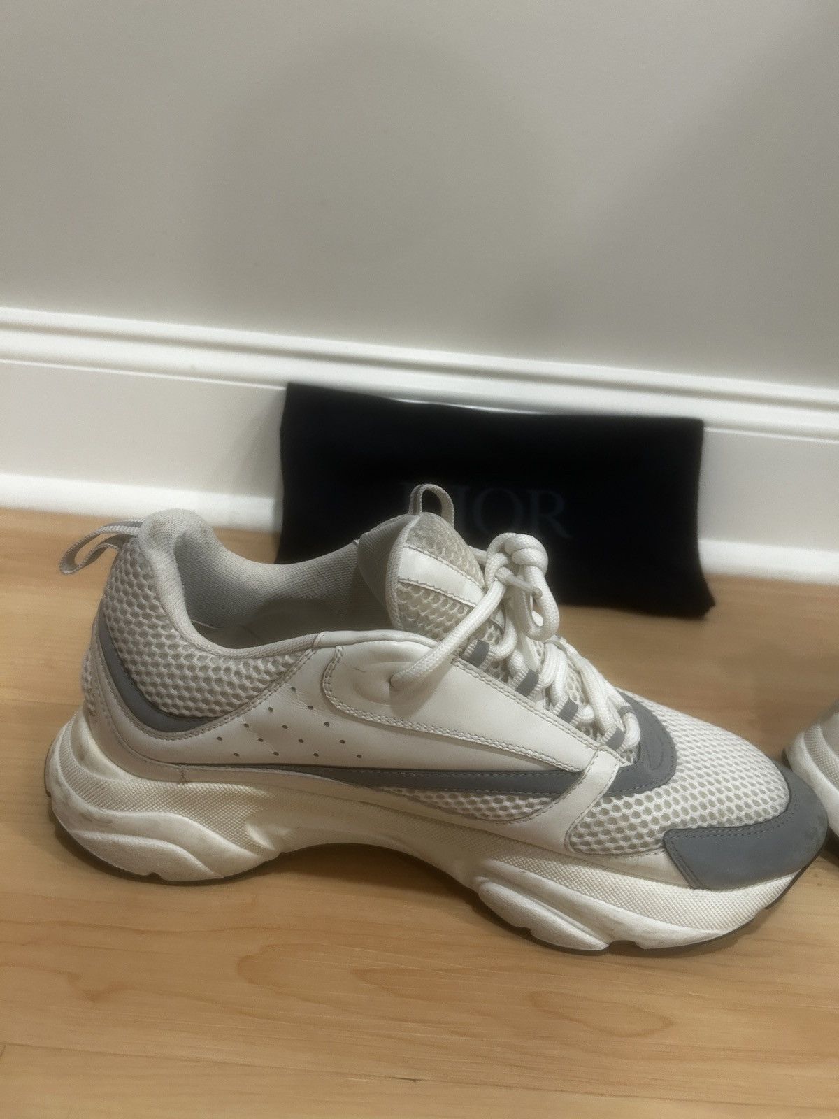 Dior Dior B22 Sneakers – White / Silver Size US 11 / EU 44 - 10 Thumbnail