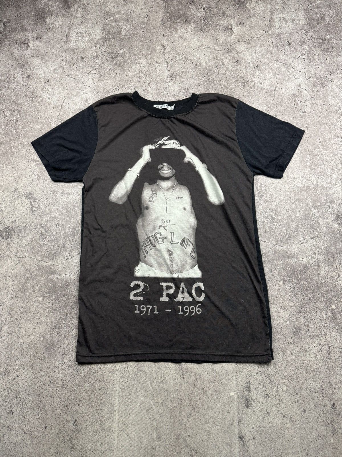 Band Tees Vintage 2 Pac t shirt 90s Style Tupac Shakur Thug Life Size US S / EU 44-46 / 1 - 1 Thumbnail