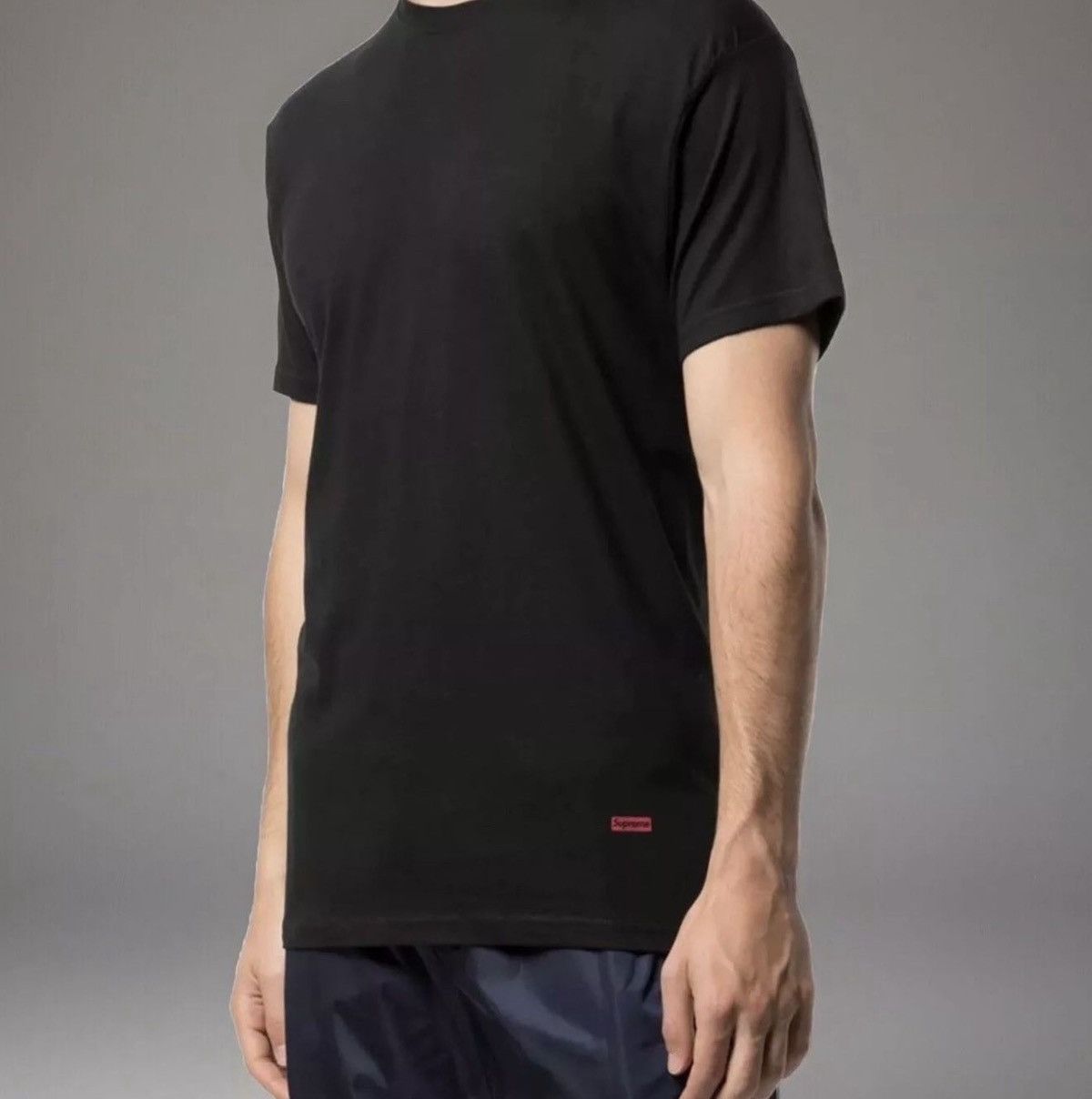 Supreme Supreme x Hanes Tagless Tees (3 Pack) Medium Size US M / EU 48-50 / 2 - 1 Thumbnail
