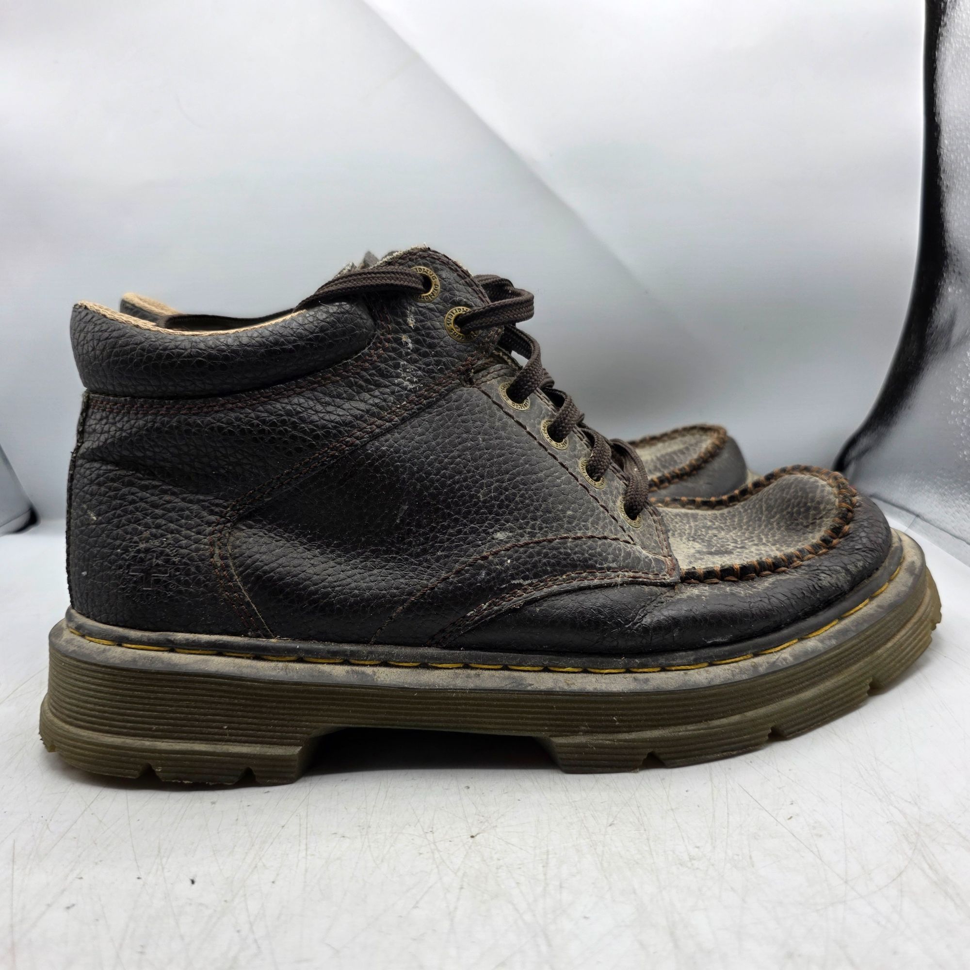 Dr. Martens Dr Martens Garvey Mens 11 Brown Leather Chukka Ankle Boots W Size US 11 / EU 44 - 14 Thumbnail