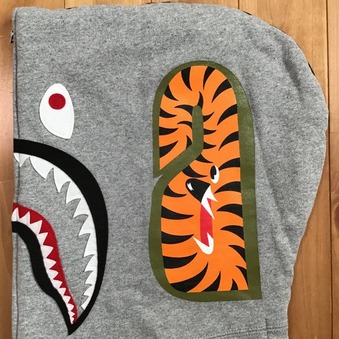 Bape BAPE logo shark full zip hoodie a bathing ape BAPE CAMO Size US L / EU 52-54 / 3 - 6 Thumbnail