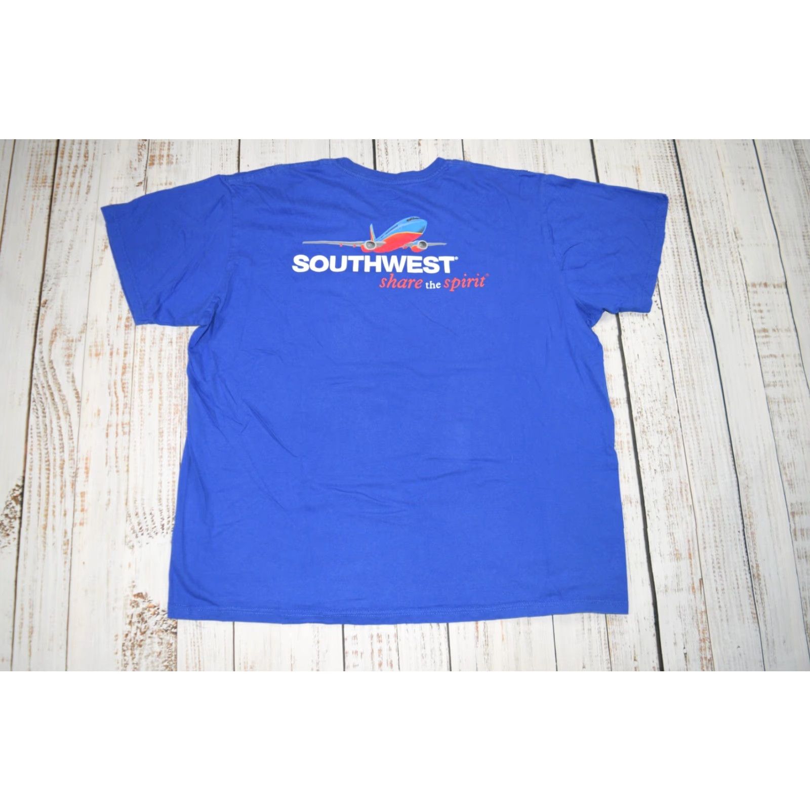 Gildan Southwest Airlines Shirt Adult 2XL Blue T-Shirt Airplane Logo Aviation Mens Size US XXL / EU 58 / 5 - 5 Thumbnail