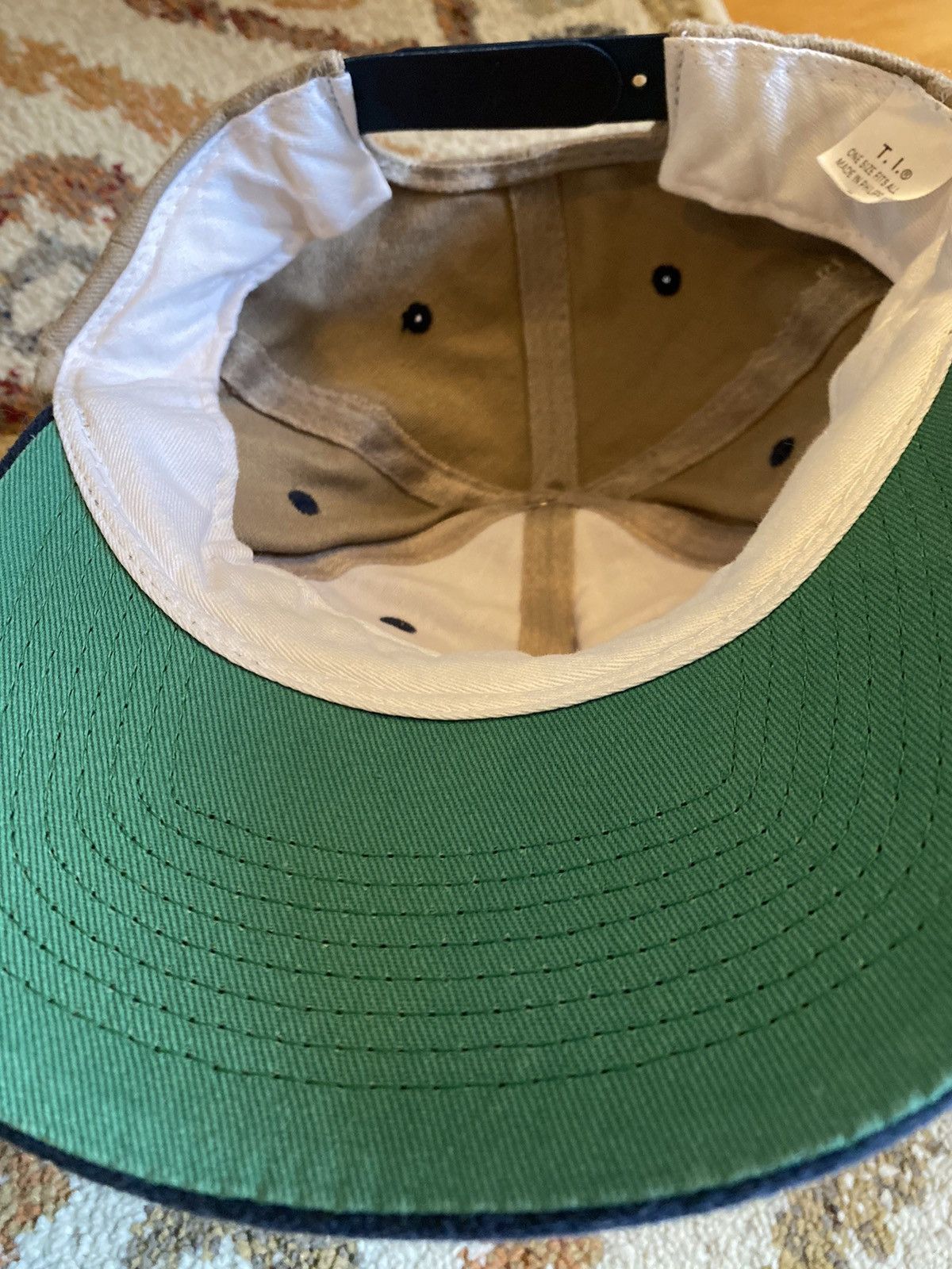 Vintage Crew issued Vintage friends hat Size ONE SIZE - 4 Thumbnail