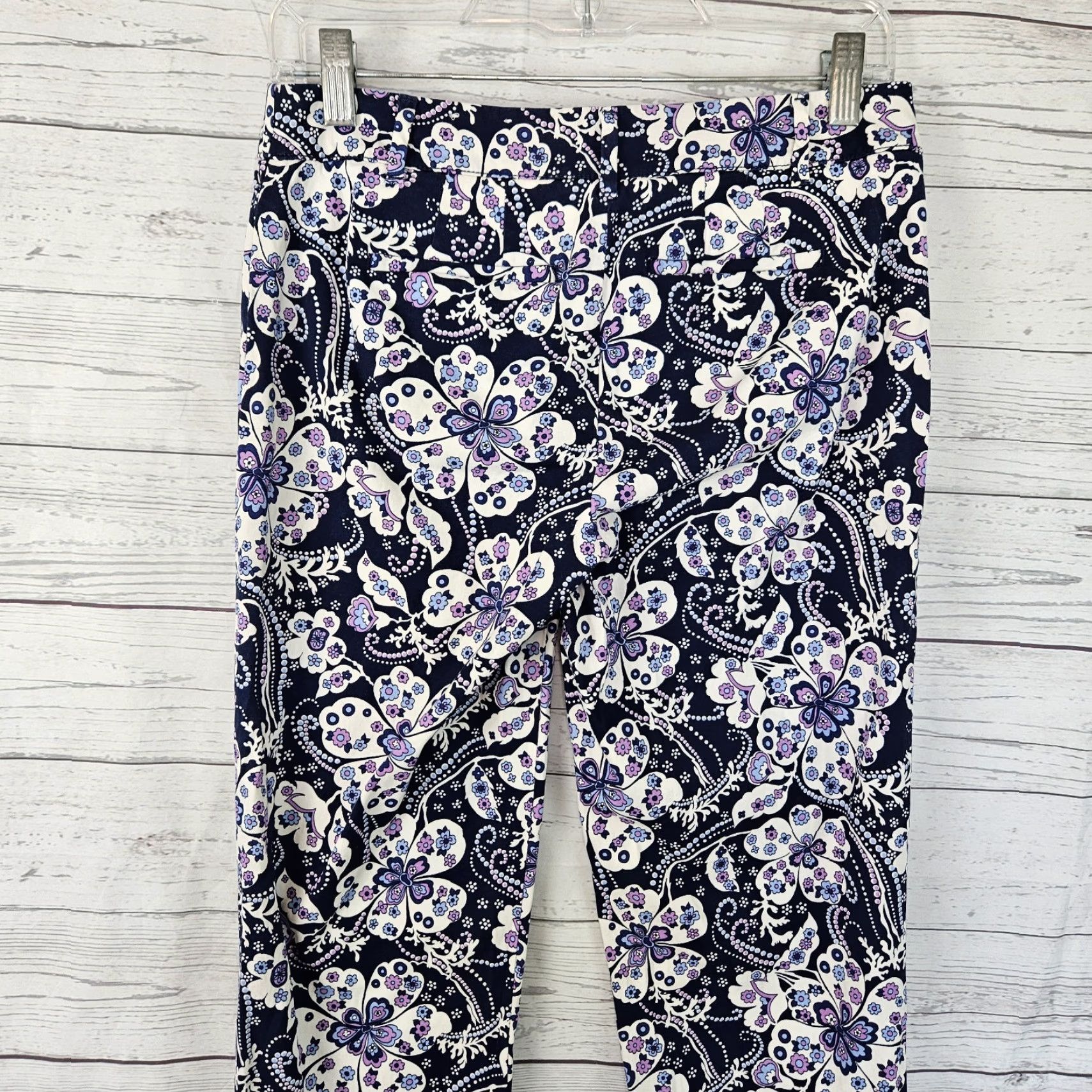 Talbots Talbots Womens Perfect Crop Pant Sz 2P Blue Floral Mid Rise Cropped Pants Womens 2P Blue Floral 22 Inseam 8.5 Rise Size 26" / US 2 / IT 38 - 5 Thumbnail